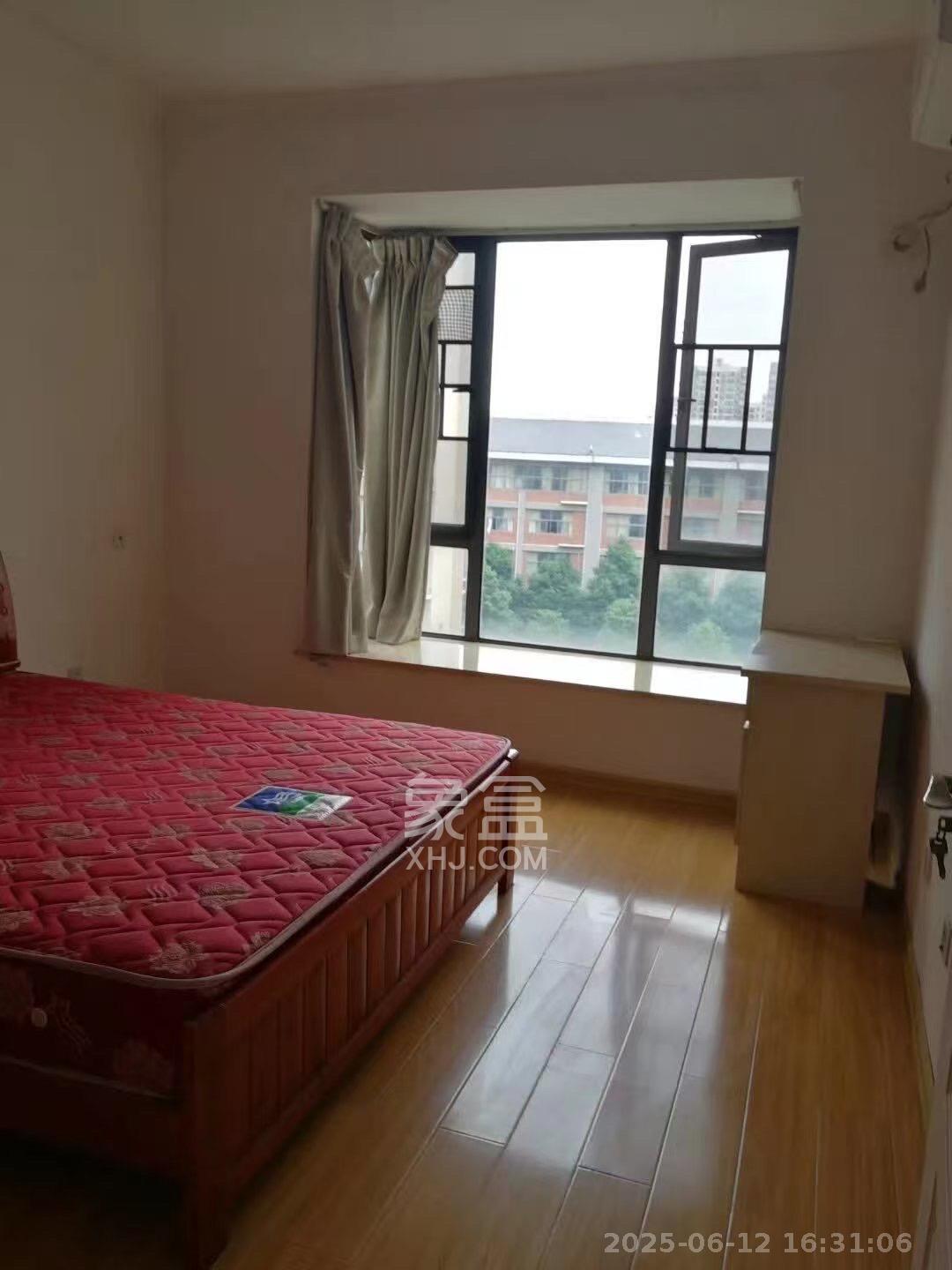 鑫远熙山 3室2厅1卫 2500.0元/月 鑫远熙山 3室2厅1卫 2500.0元/月室内图