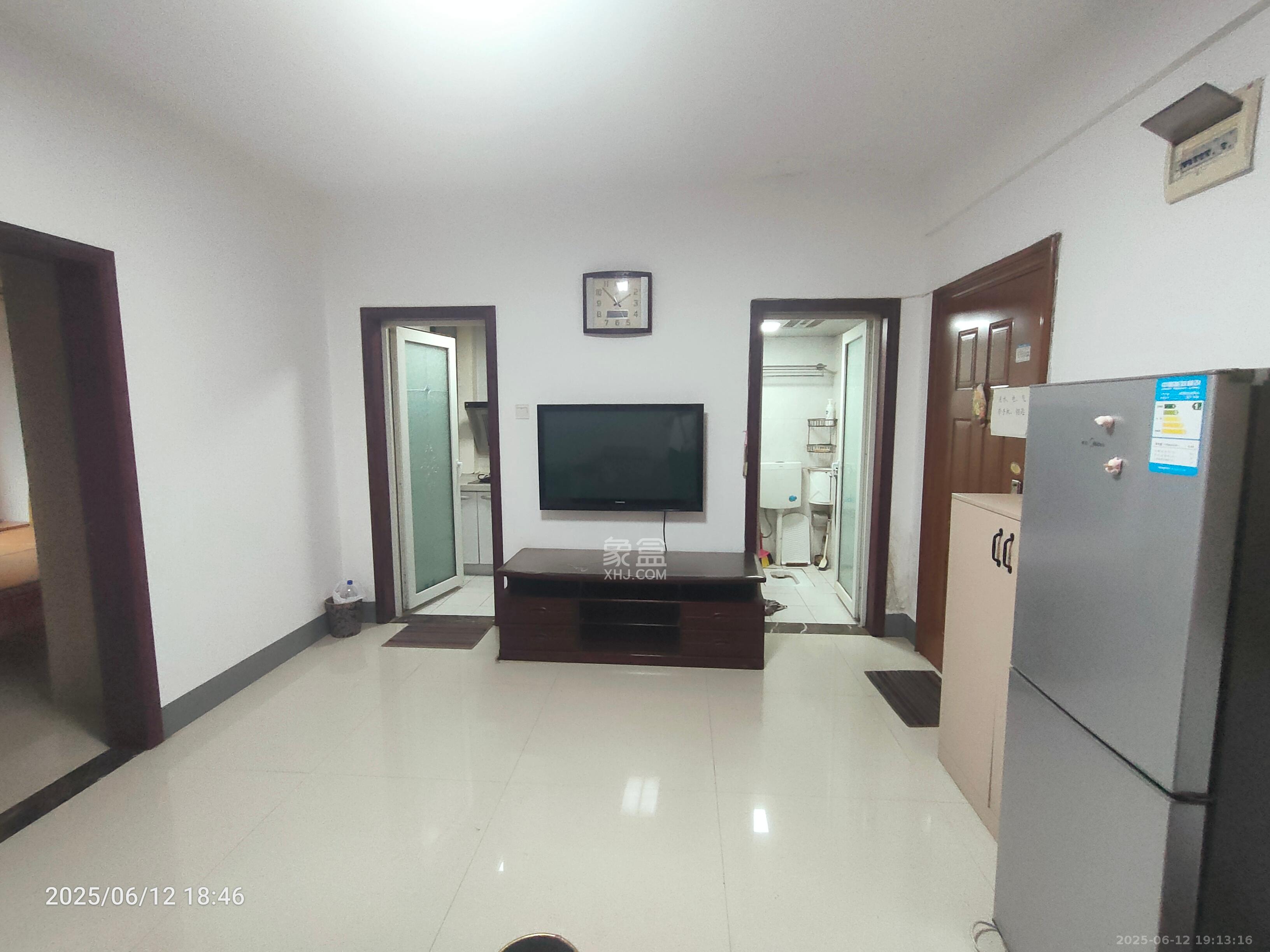 建鸿达华都(华都小户型及大华写字楼) 2室1厅1卫 2650.0元/月 建鸿达华都(华都小户型及大华写字楼) 2室1厅1卫 2650.0元/月室内图