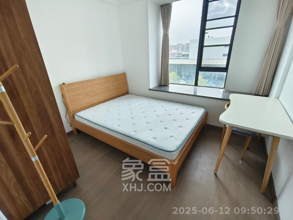 梅溪枫林  3室2厅2卫   1600.00元/月室内图