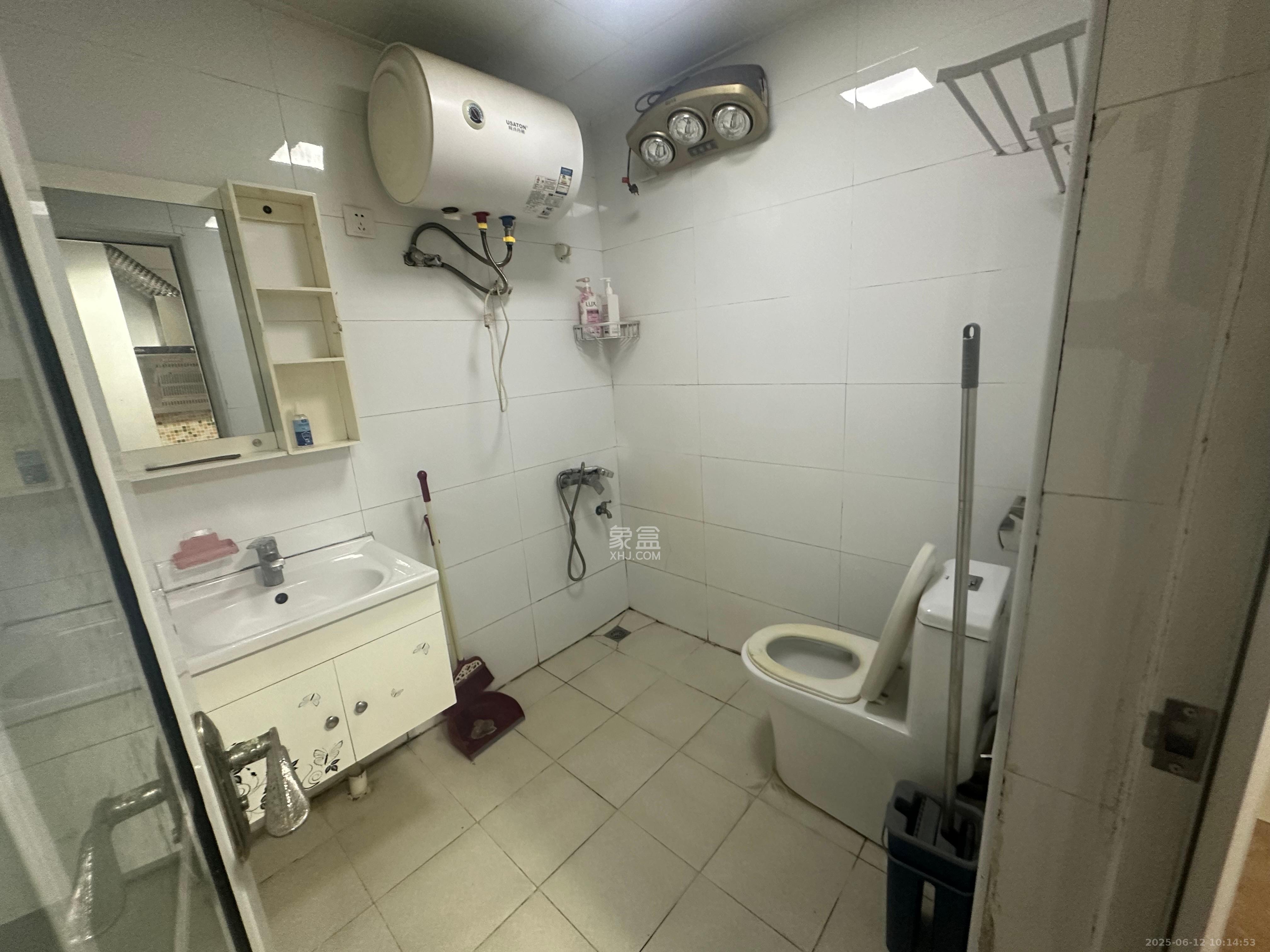 钰龙天下二期(钰龙佳园) 1室1厅1卫 1250.0元/月 钰龙天下二期(钰龙佳园) 1室1厅1卫 1250.0元/月室内图