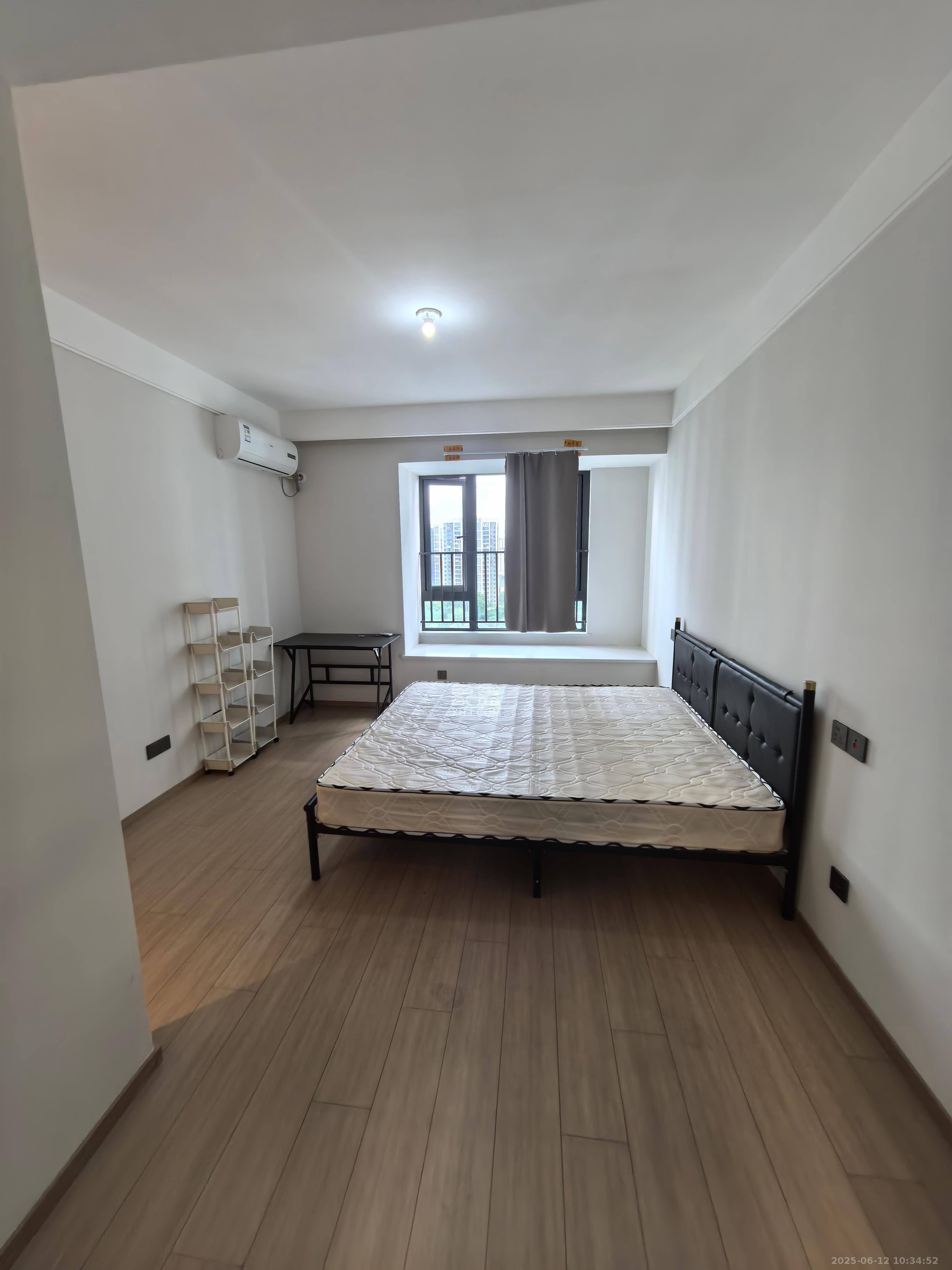 华润凯旋门一期 3室2厅2卫 3400.0元/月 华润凯旋门一期 3室2厅2卫 3400.0元/月室内图