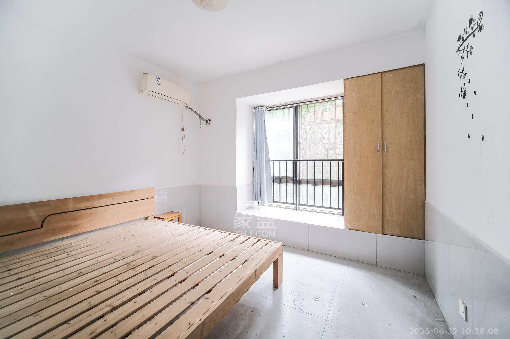 好望谷 1室2厅1卫 50.0万 好望谷 1室2厅1卫 50.0万卧室