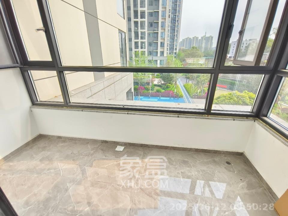 梅溪枫林  3室2厅2卫   1600.00元/月室内图