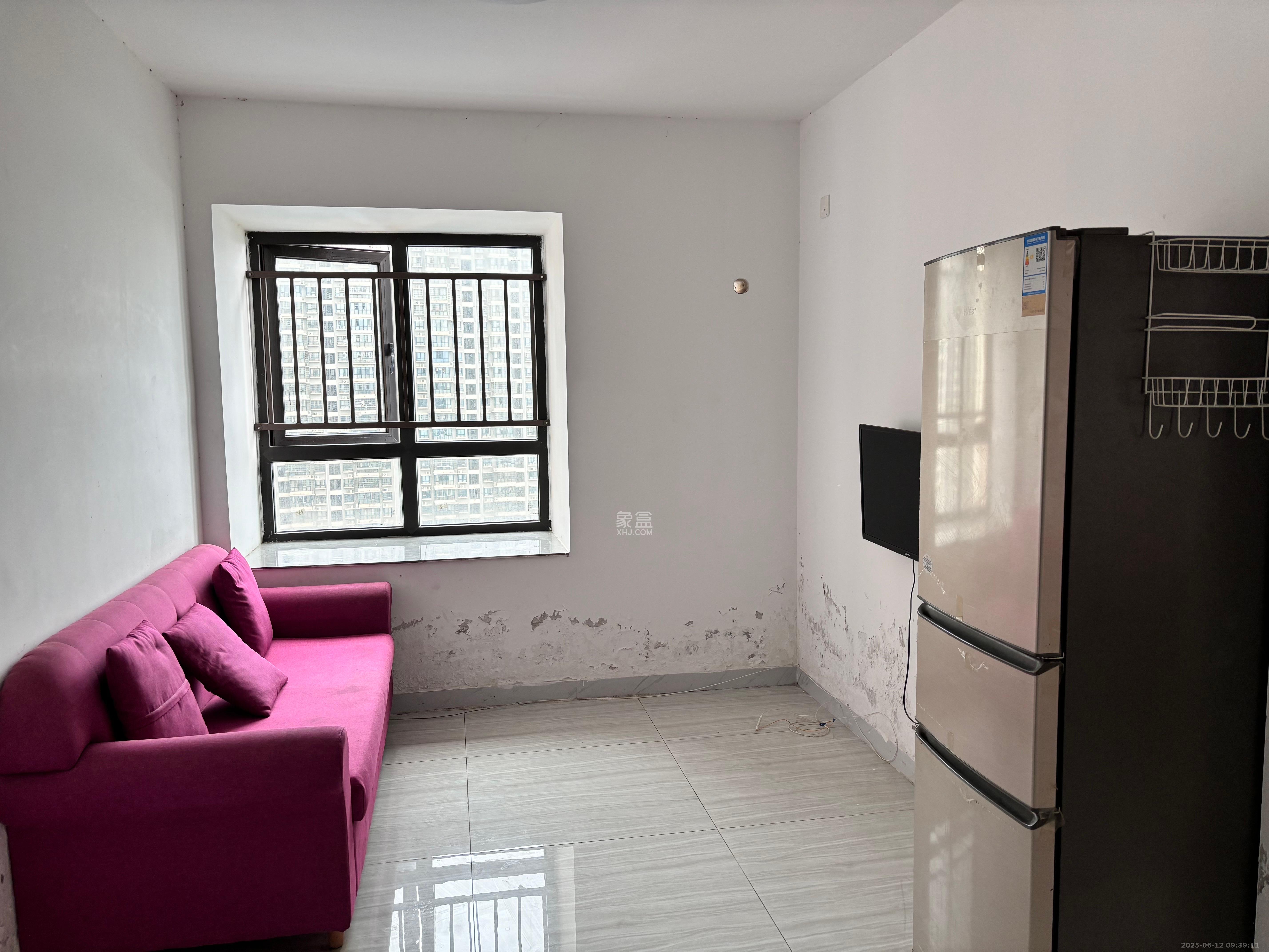 时代港湾 2室2厅1卫 1300.0元/月 时代港湾 2室2厅1卫 1300.0元/月室内图