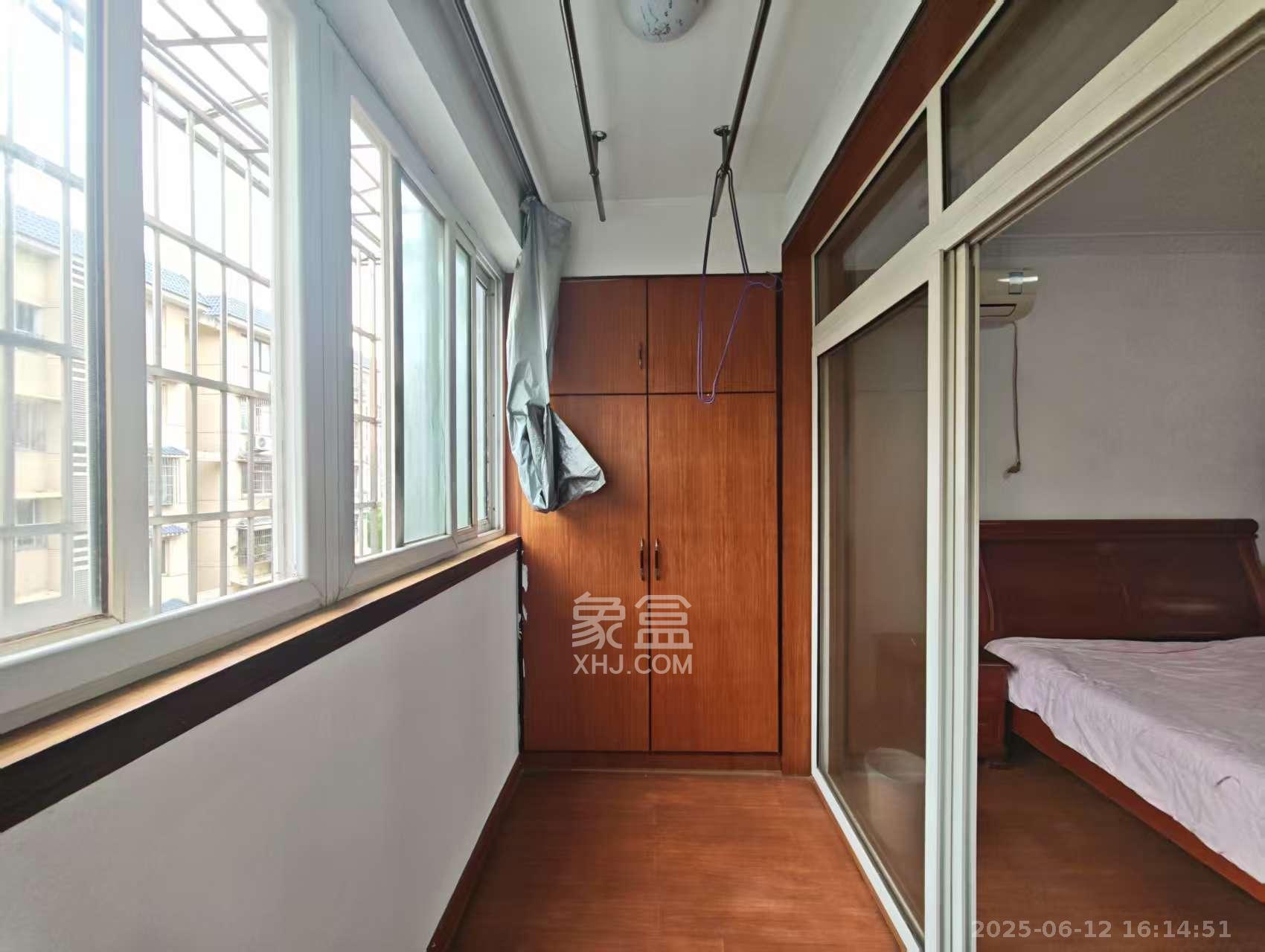 商业储运公司宿舍  2室2厅1卫   2200.00元/月室内图