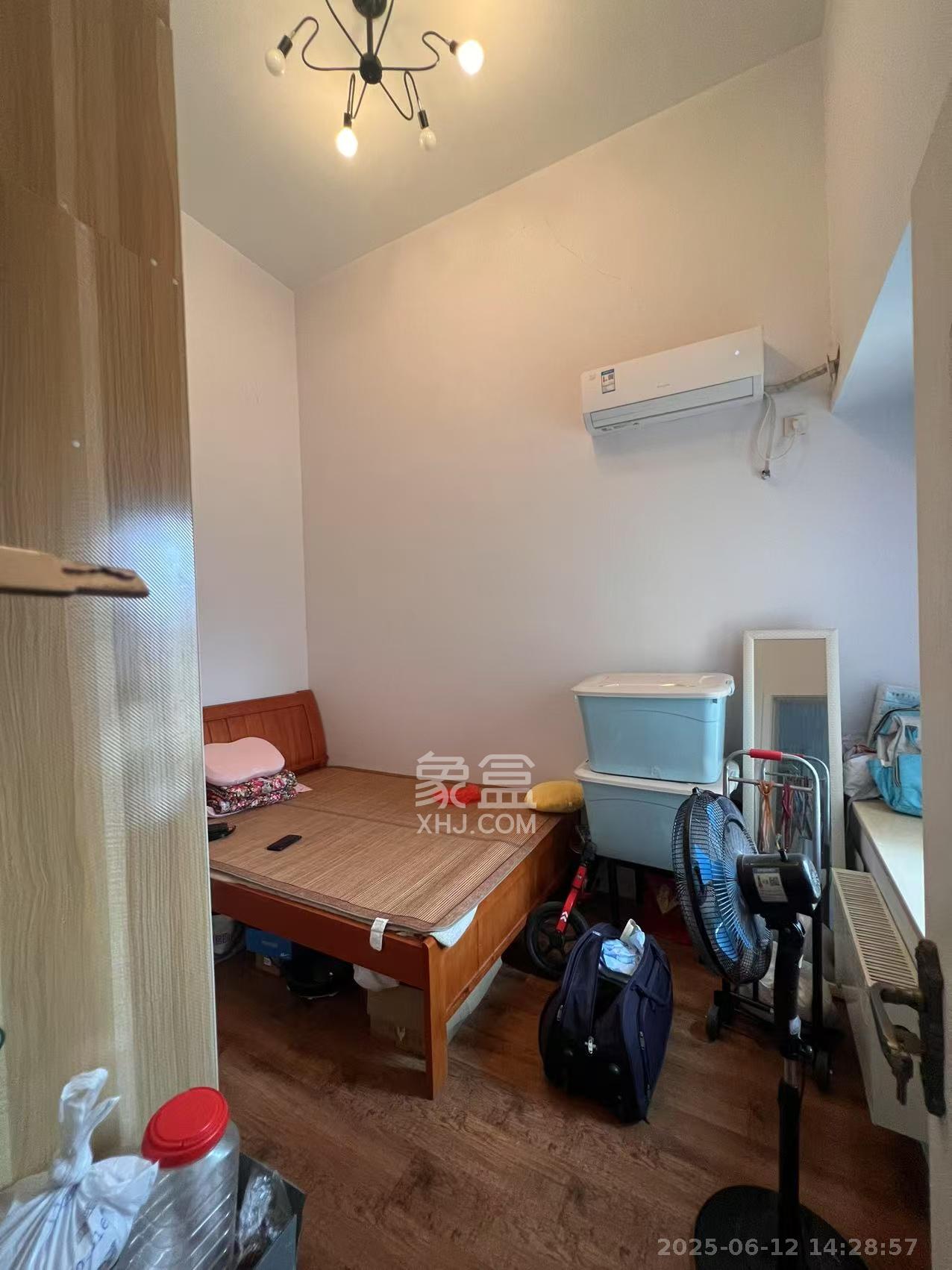 怡海星城 2室2厅1卫 1800.0元/月 怡海星城 2室2厅1卫 1800.0元/月室内图