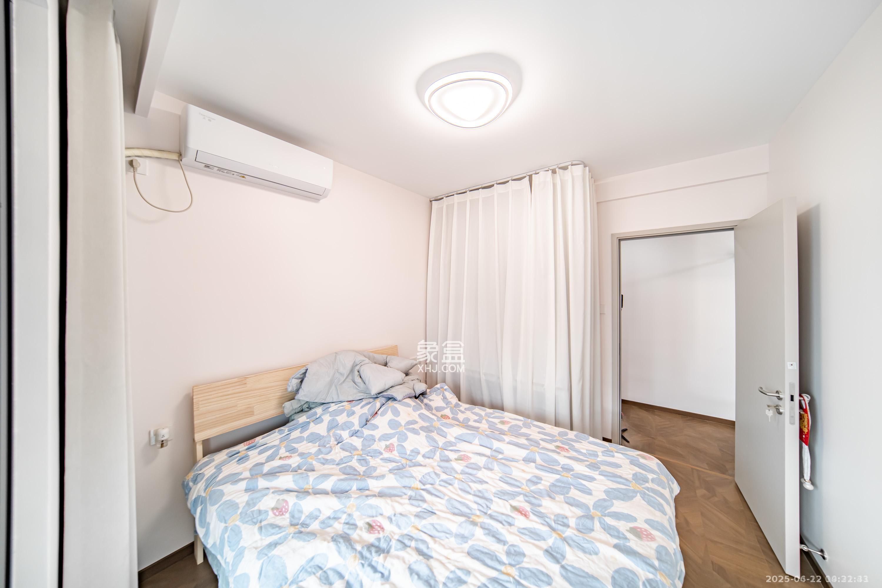 城发恒伟洋湖映2009 1室0厅0卫 5000.0元/月 城发恒伟洋湖映2009 1室0厅0卫 5000.0元/月室内图