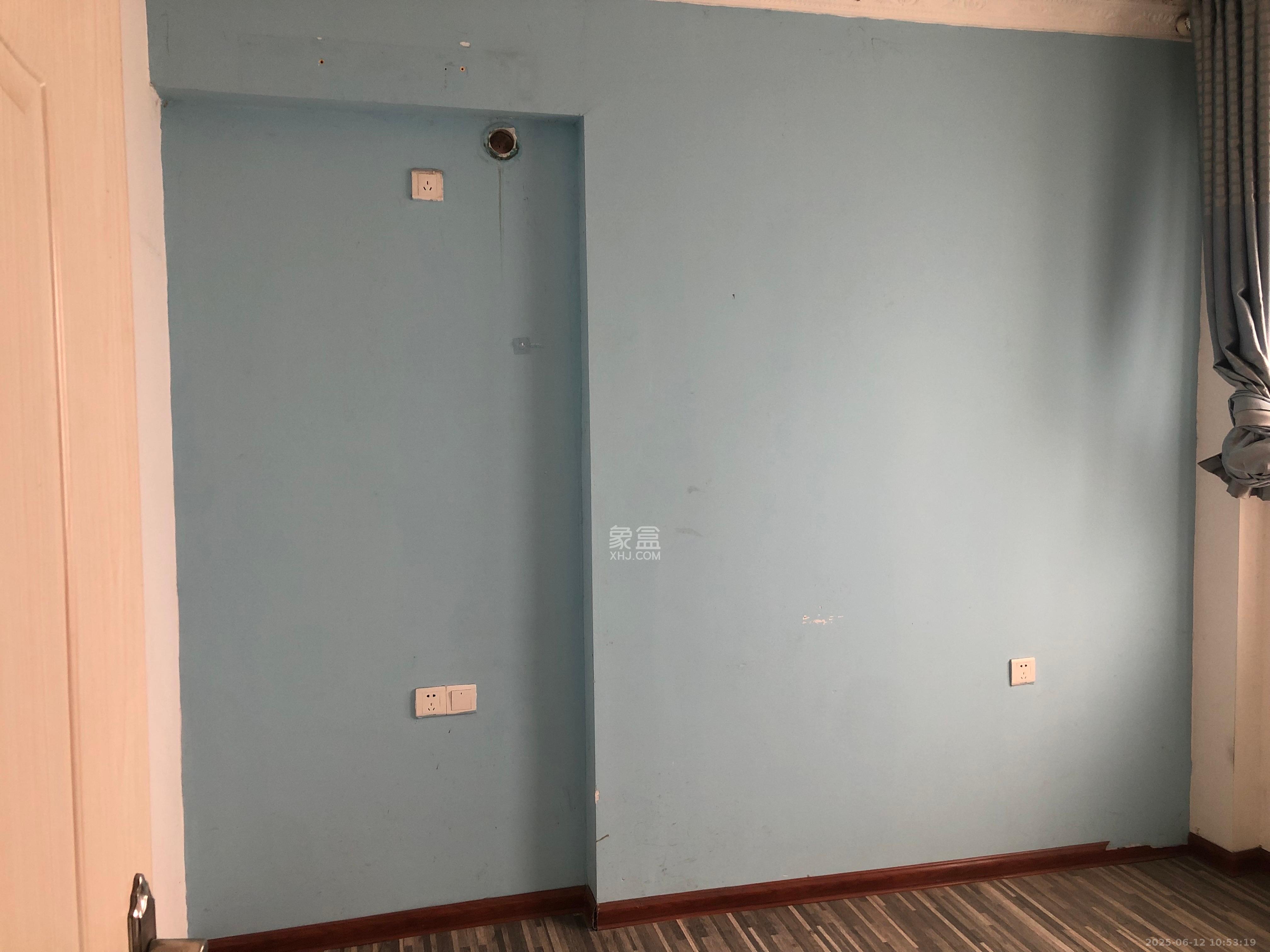 丽水熙园  1室2厅1卫   2200.00元/月室内图