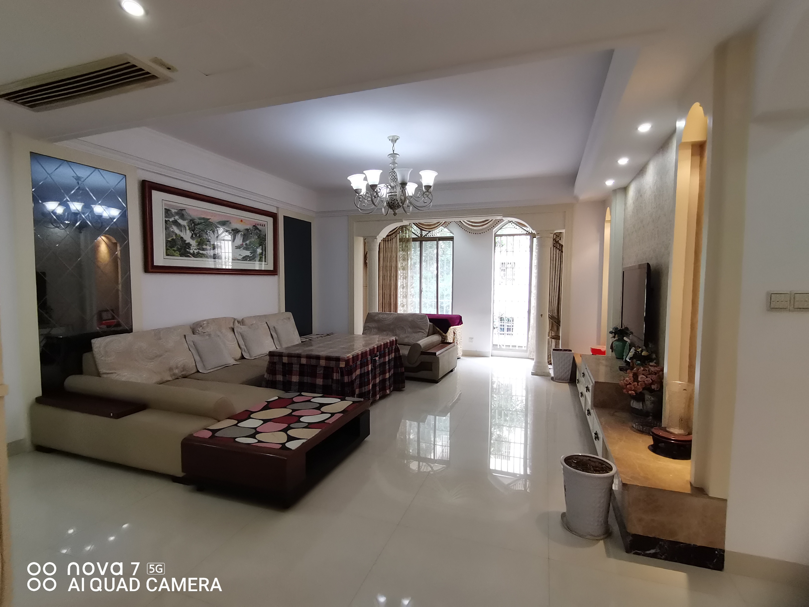 书香名邸 3室2厅2卫 65.0万 书香名邸 3室2厅2卫 65.0万客厅