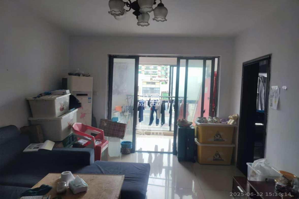 湘府东苑  2室2厅1卫    2000.0元/月 湘府东苑  2室2厅1卫    2000.0元/月室内图