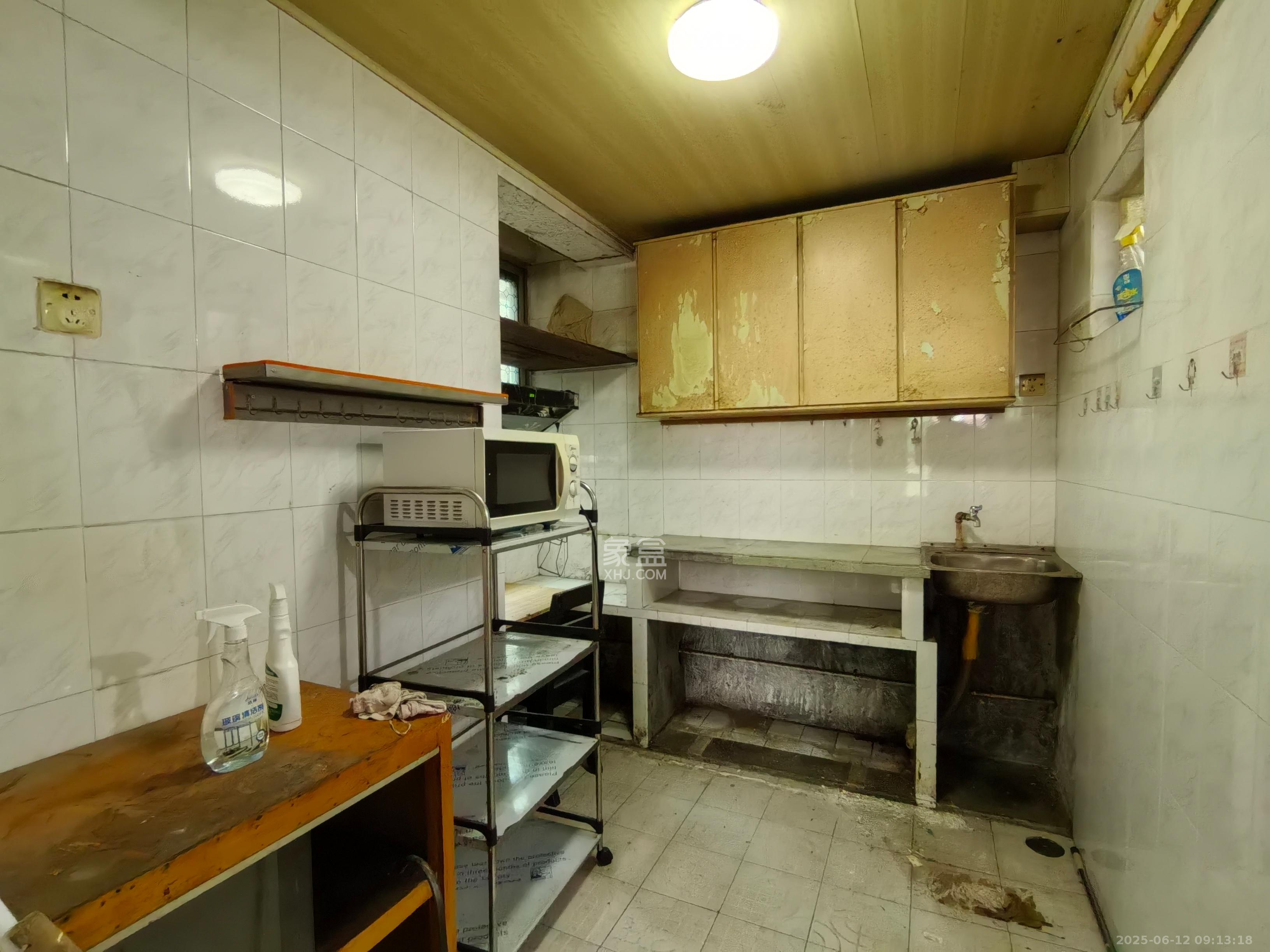 韵景商居  2室1厅1卫   1500.00元/月室内图