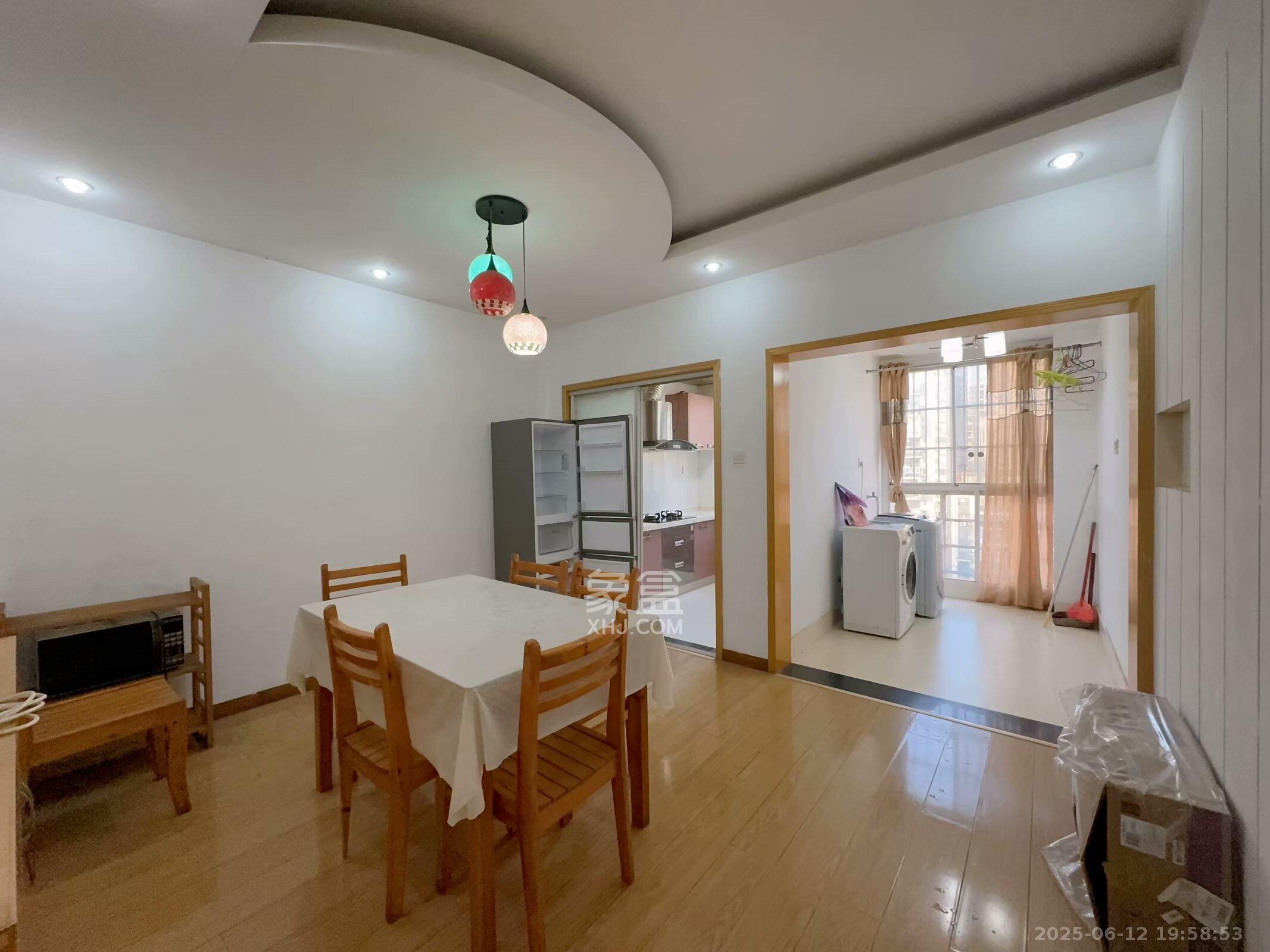 申奥美域 5室2厅2卫 3000.0元/月 申奥美域 5室2厅2卫 3000.0元/月室内图