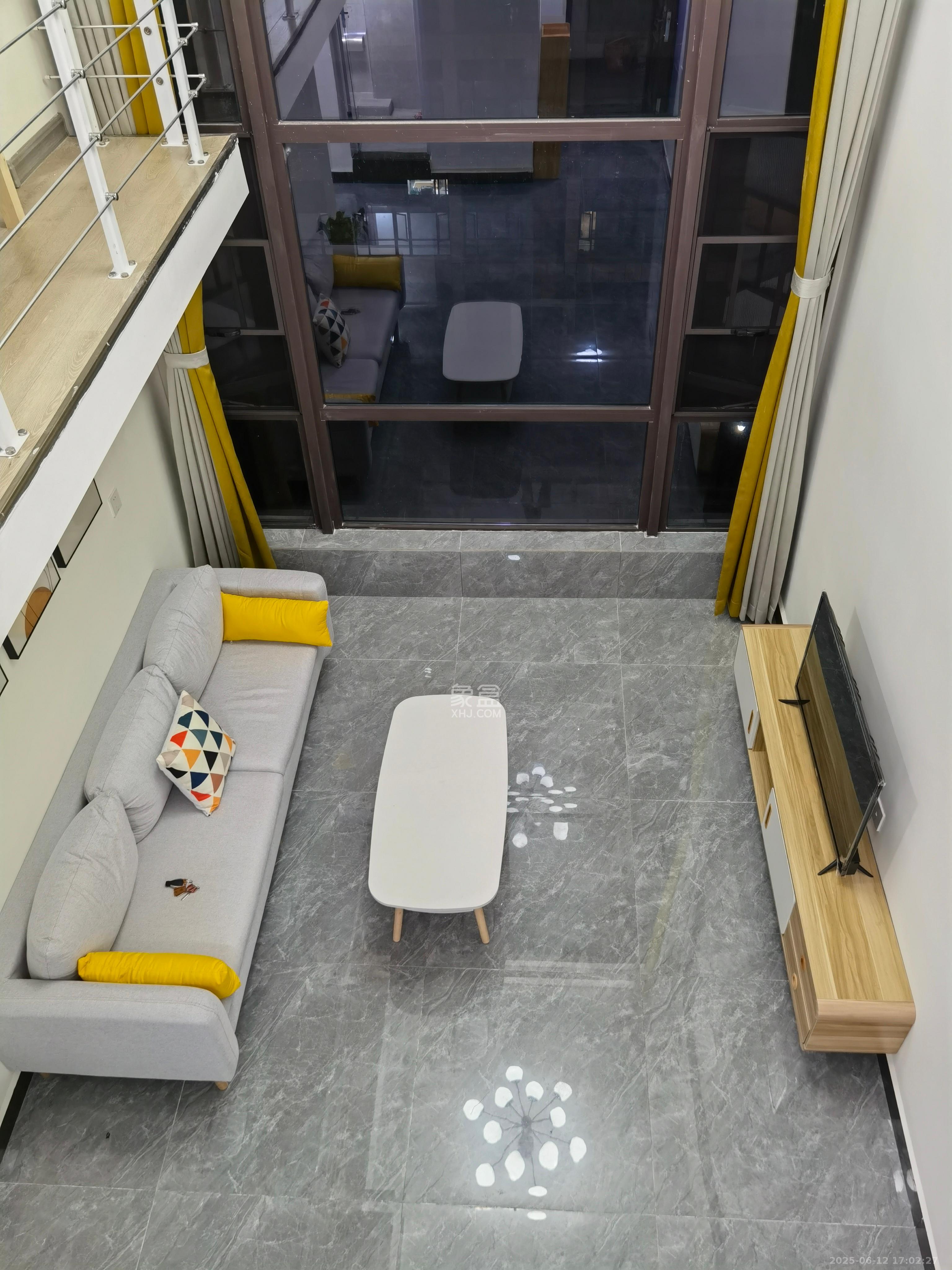 湘水郡(兴旺小爱同学) 2室2厅1卫 1600.0元/月 湘水郡(兴旺小爱同学) 2室2厅1卫 1600.0元/月室内图