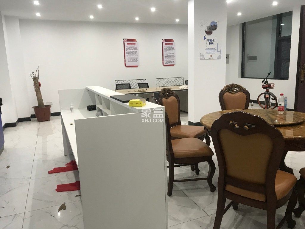 鲁能海蓝椰风 9室2厅6卫 15000.0元/月 鲁能海蓝椰风 9室2厅6卫 15000.0元/月室内图