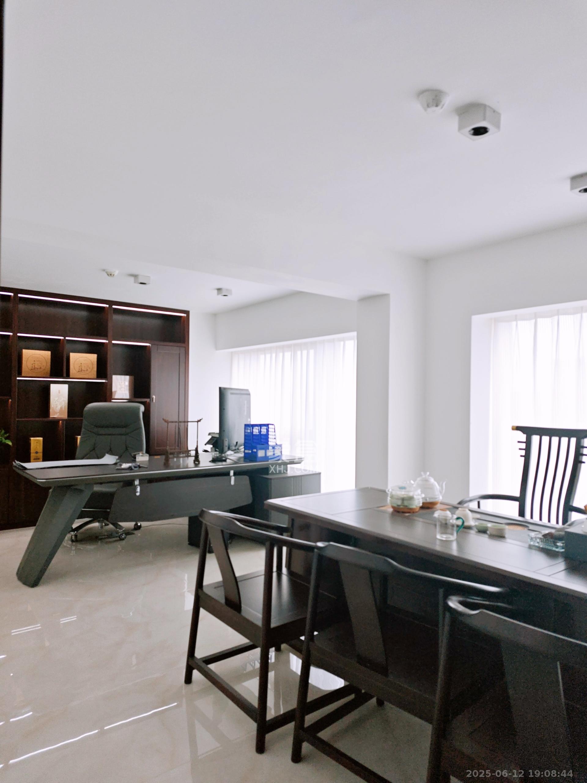 君悦新天地 2室1厅2卫 13000.0元/月 君悦新天地 2室1厅2卫 13000.0元/月室内图