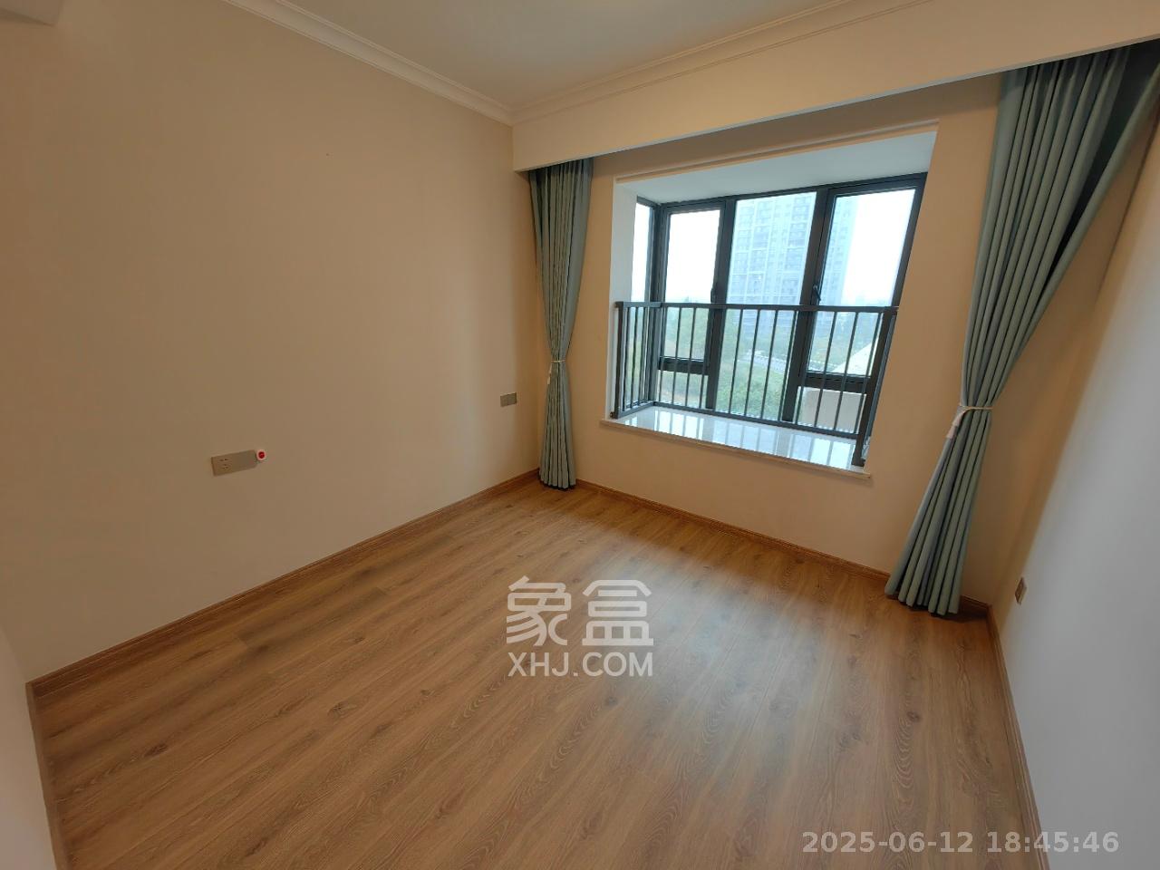 梦想新天地 3室2厅2卫 3200.0元/月 梦想新天地 3室2厅2卫 3200.0元/月室内图