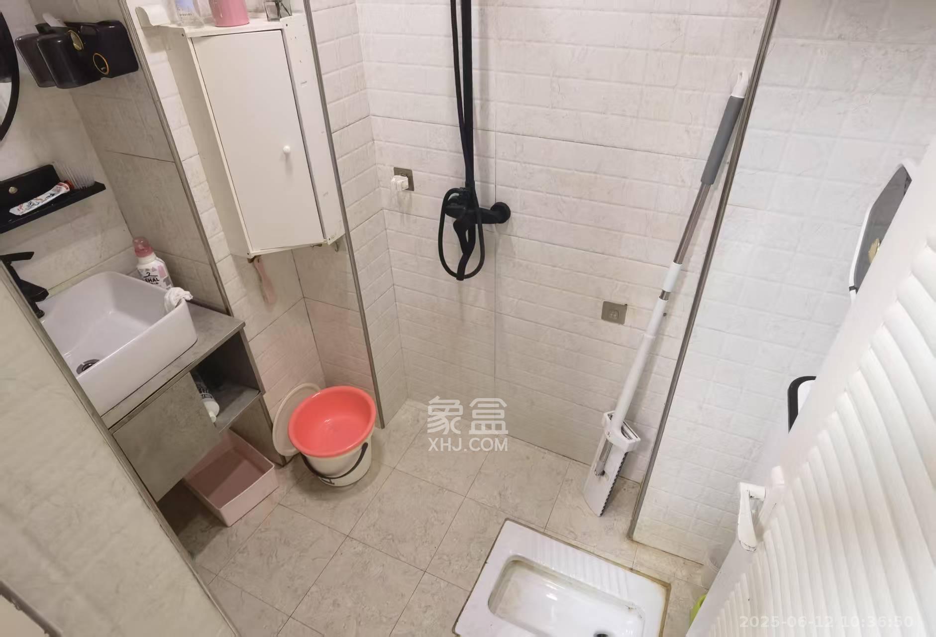 少帅府  2室1厅1卫   2400.00元/月室内图