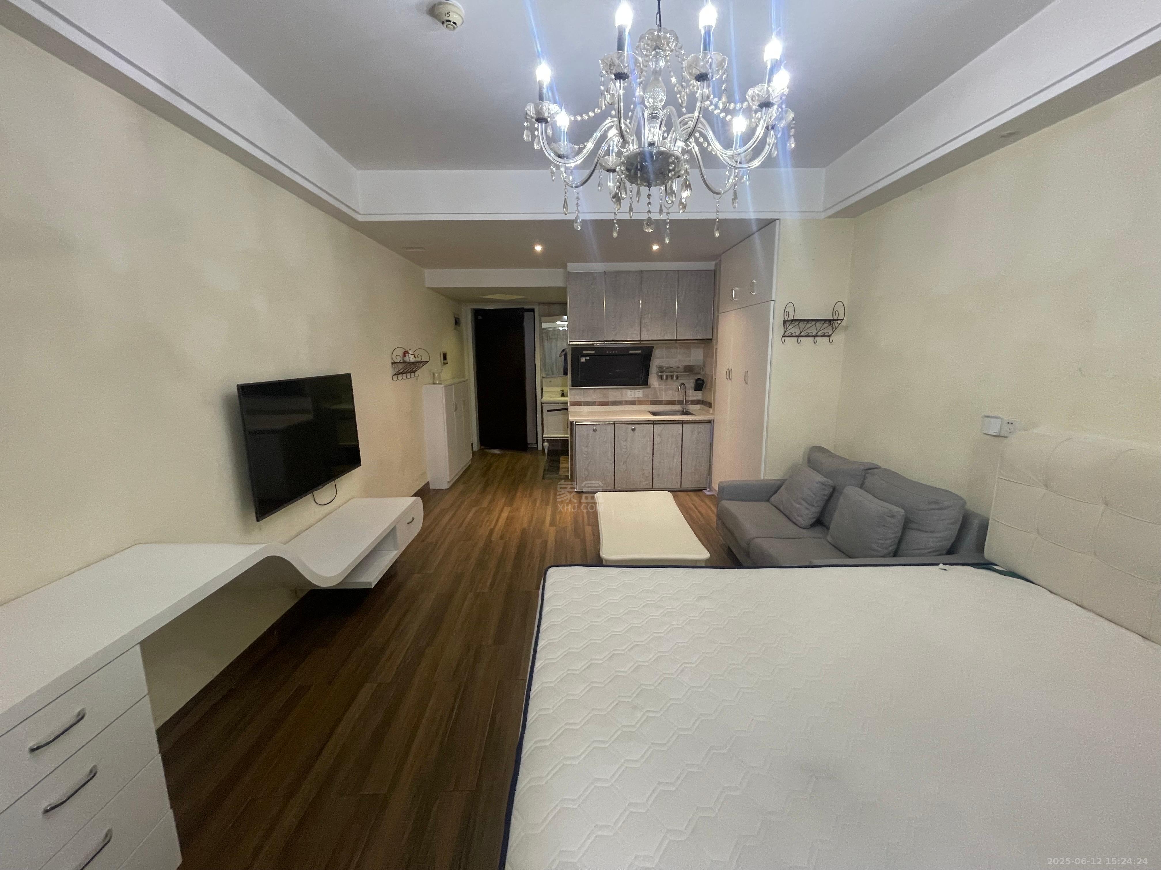 美的城三期 1室1厅1卫 1500.0元/月 美的城三期 1室1厅1卫 1500.0元/月室内图