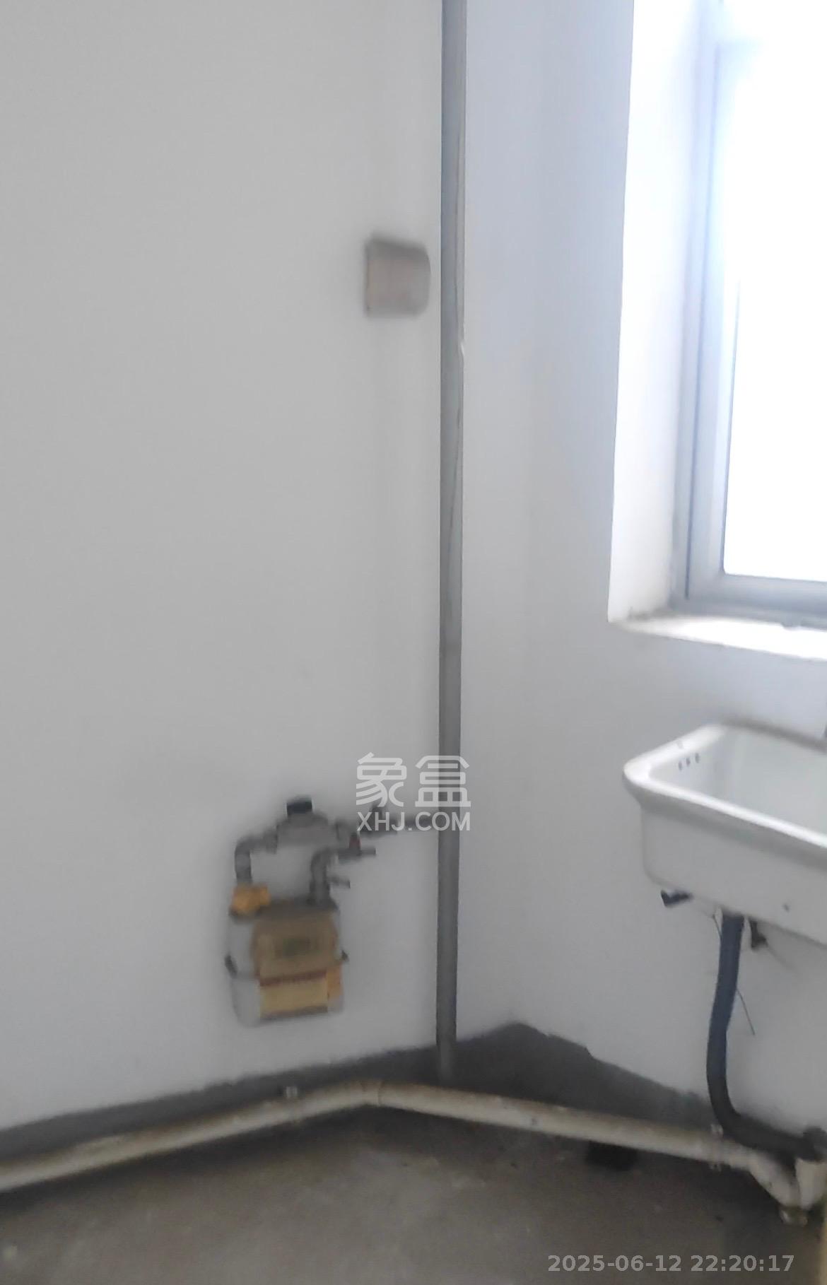 凯通国际城（凯通朝庭）  3室1厅1卫   2500.00元/月室内图