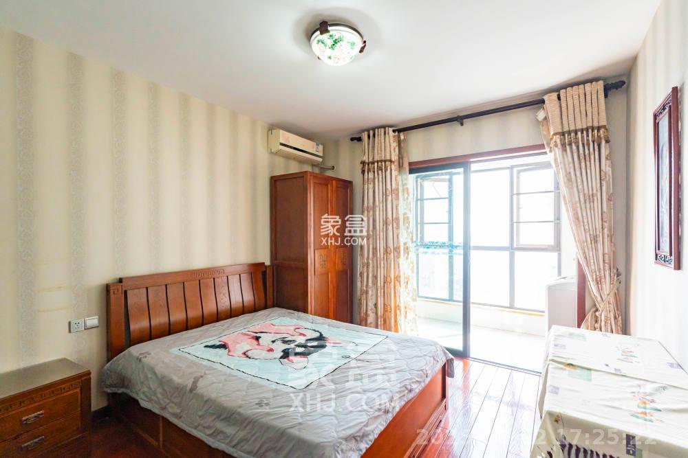 公园9号 3室1厅1卫 3600.0元/月 公园9号 3室1厅1卫 3600.0元/月室内图