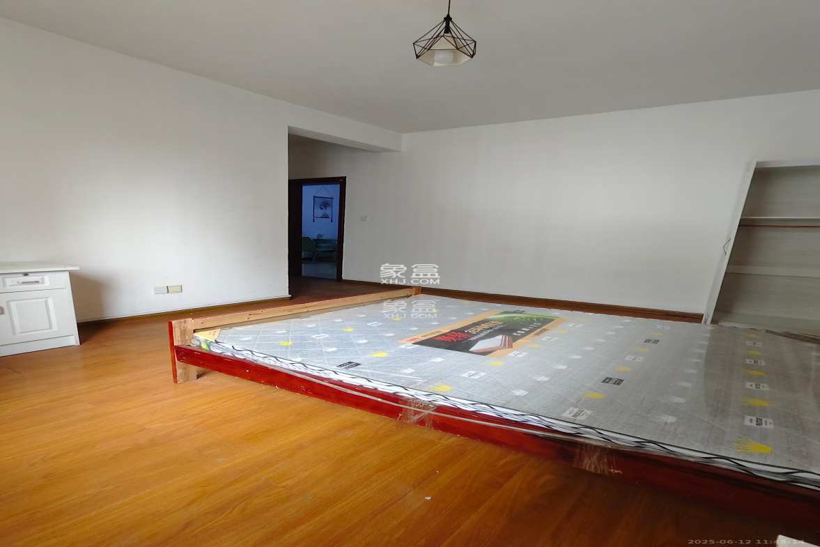 明天一城 1室1厅1卫 700.0元/月 明天一城 1室1厅1卫 700.0元/月室内图