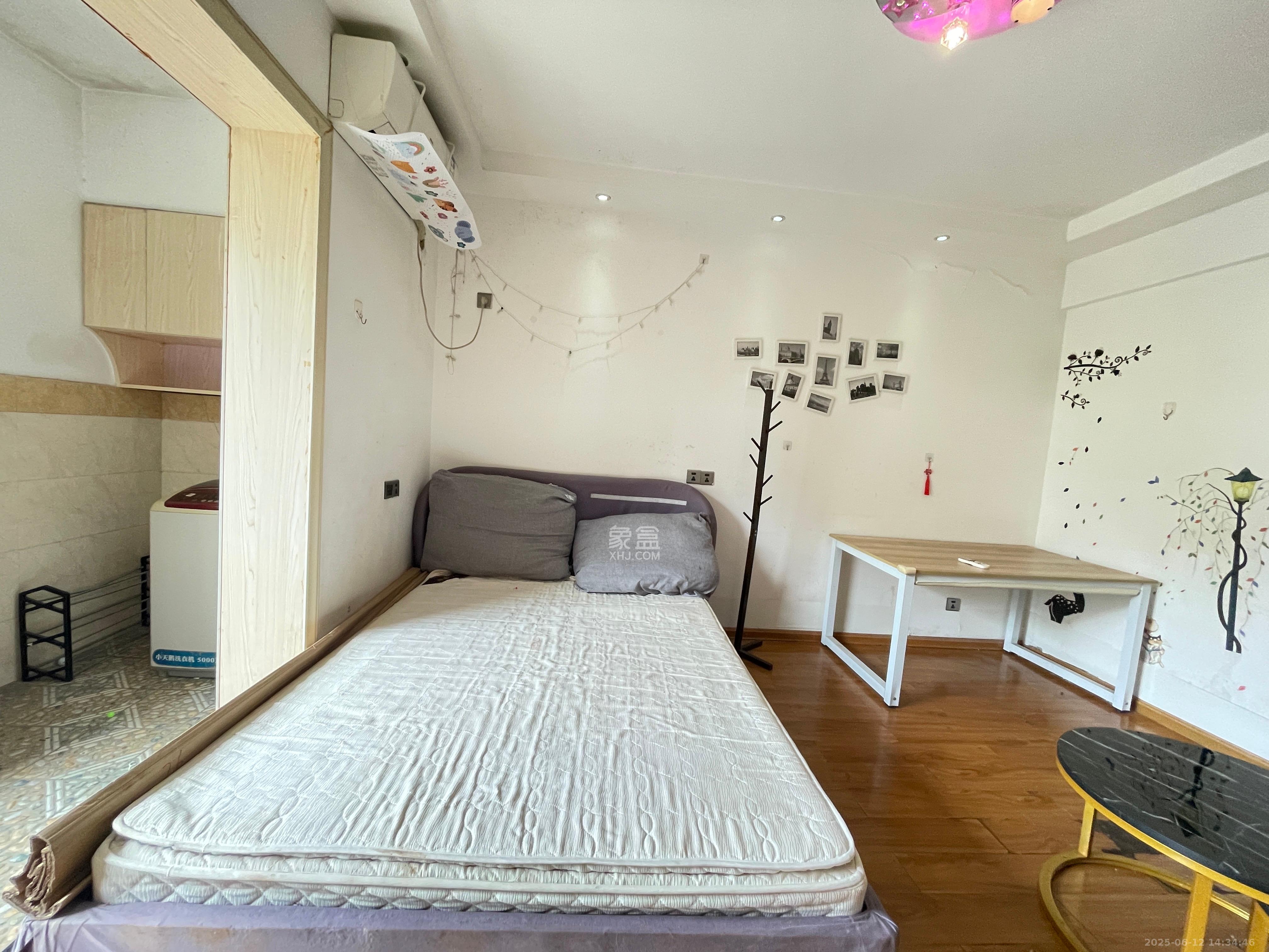 剑桥名门  1室1厅1卫   1500.00元/月
