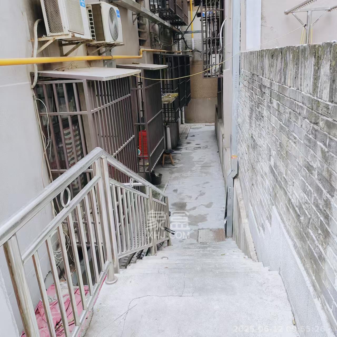 长沙市药材公司（太平街94号）  2室1厅1卫   2200.00元/月室内图