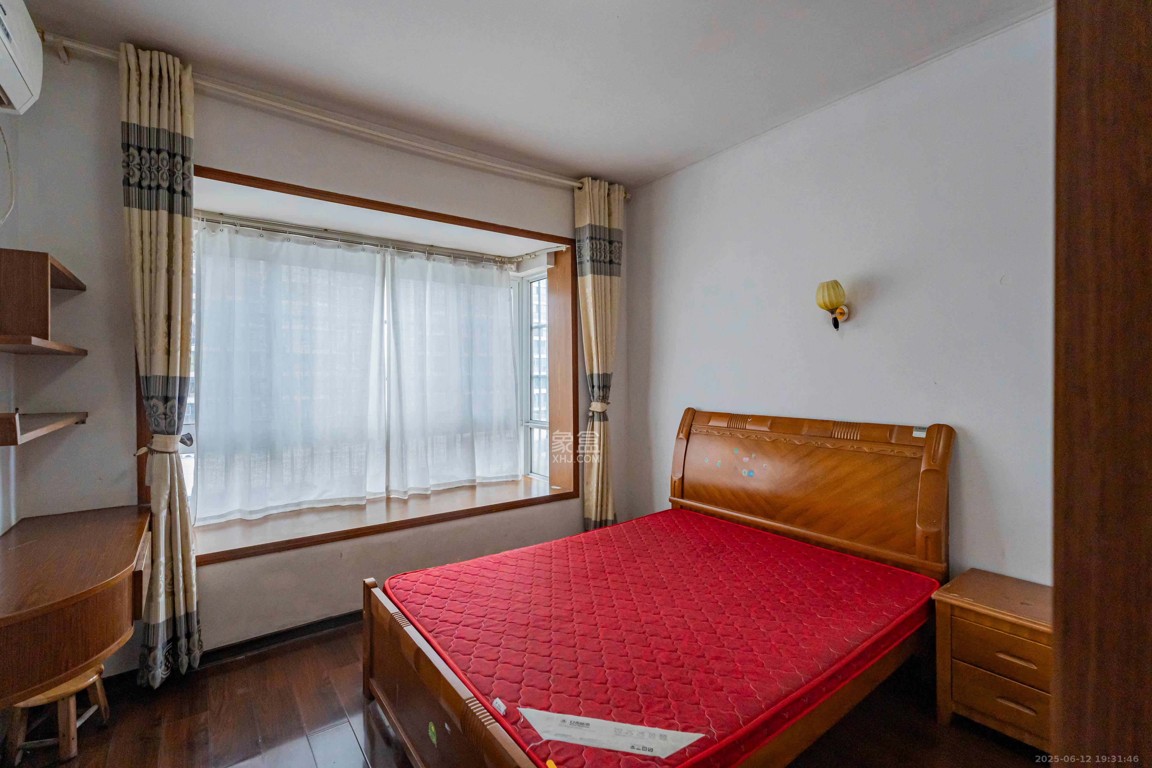 月湖兰庭  2室1厅1卫    64.0万卧室