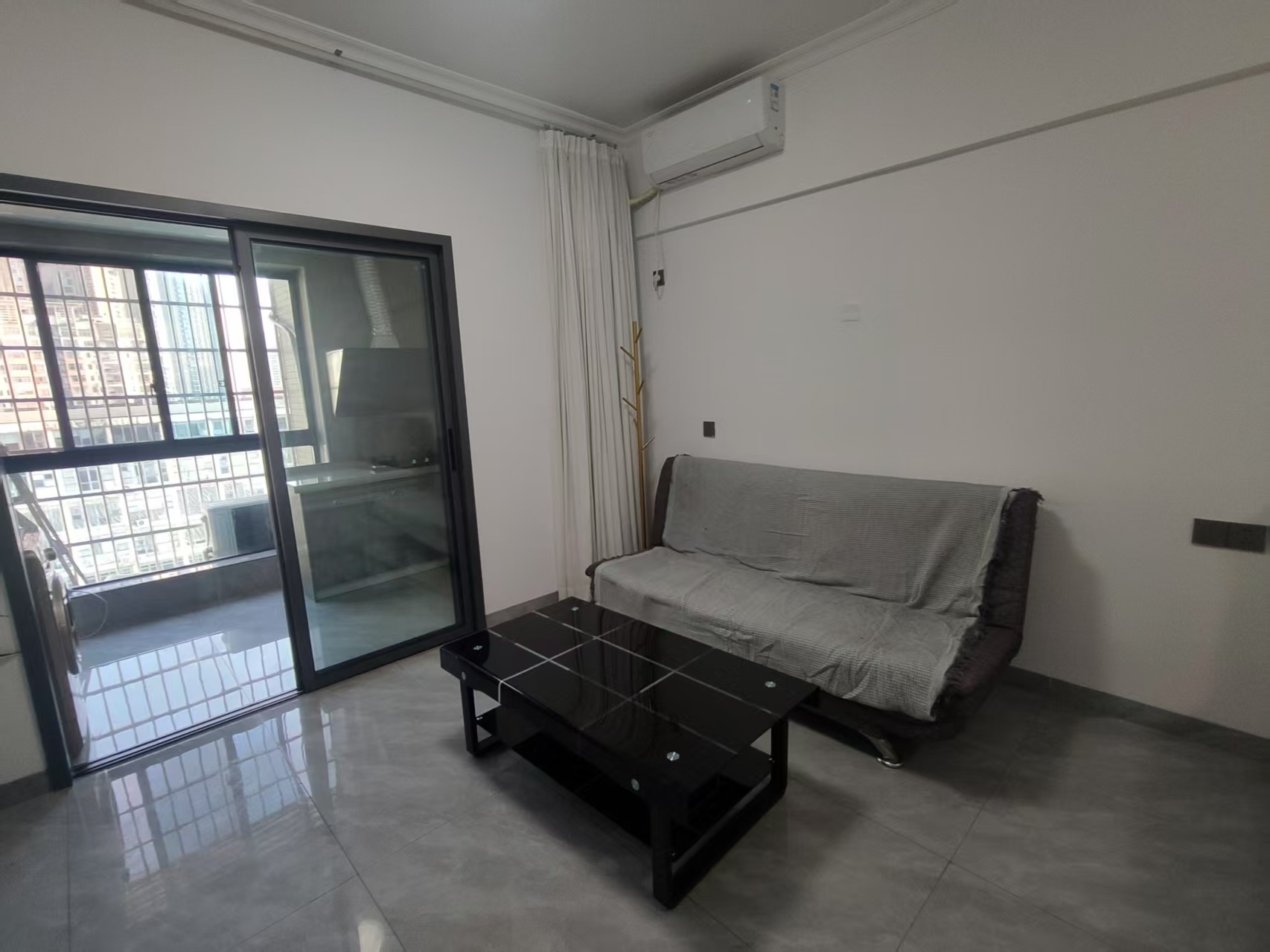 鑫天国际(鑫天偶遇) 1室1厅1卫 1300.0元/月 鑫天国际(鑫天偶遇) 1室1厅1卫 1300.0元/月室内图