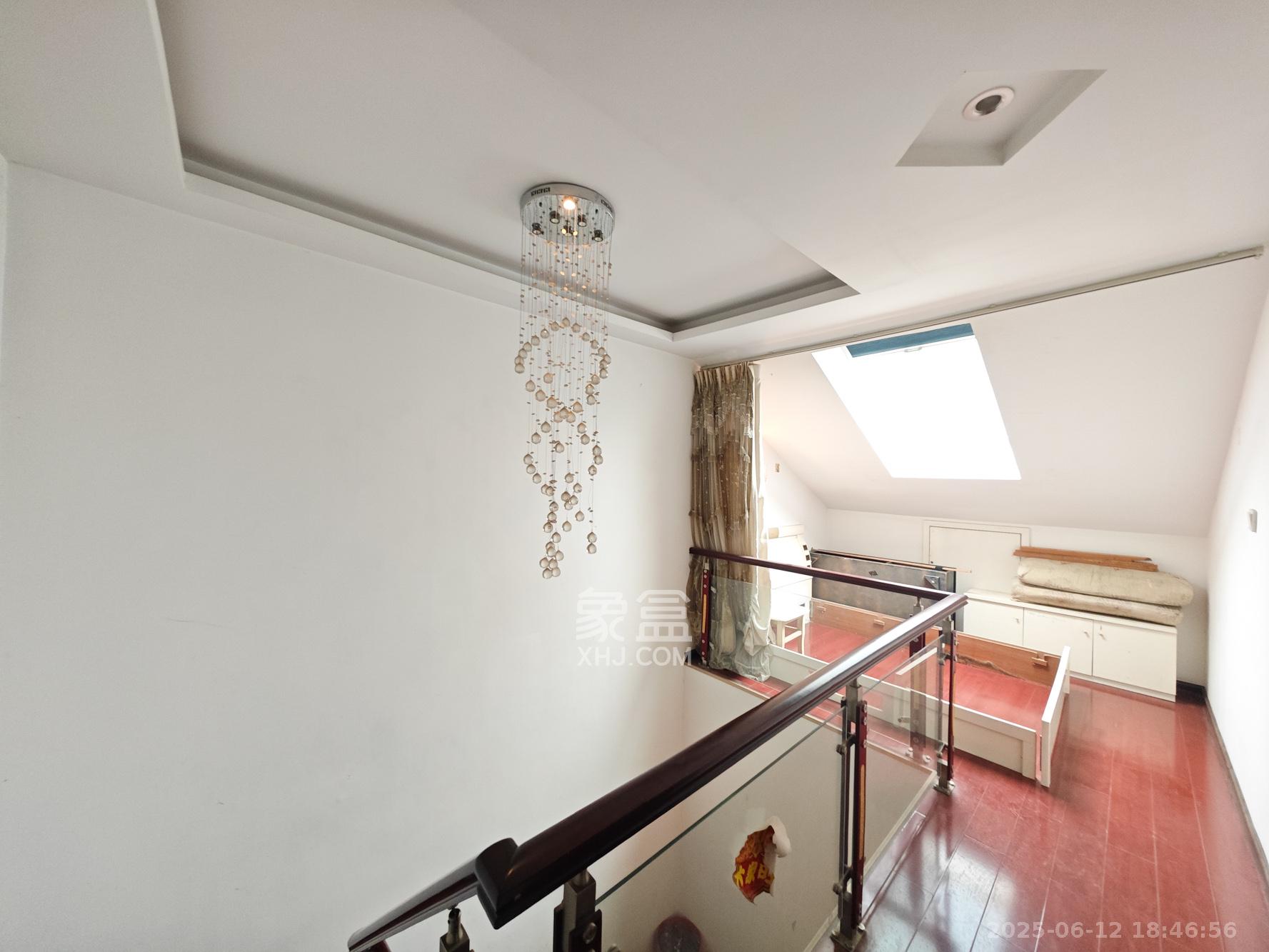 莲湖汽配城  4室2厅1卫    70.0万 莲湖汽配城  4室2厅1卫    70.0万其他