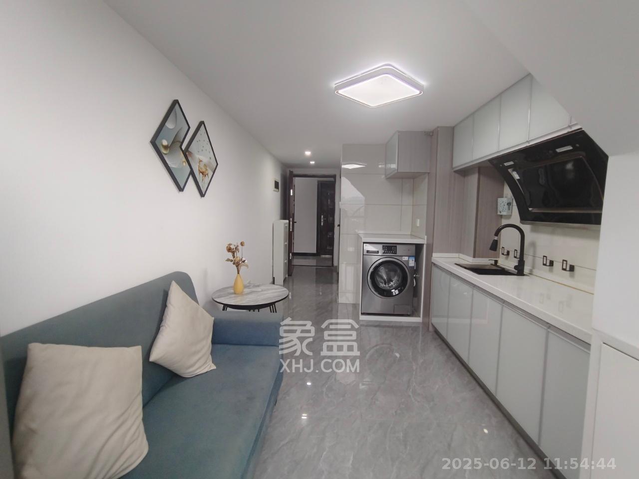 新长海D1站 1室1厅1卫 1600.0元/月 新长海D1站 1室1厅1卫 1600.0元/月室内图