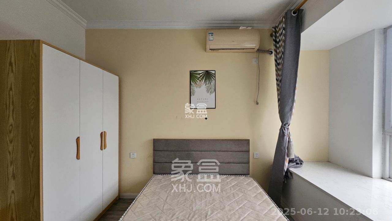 庄园心伽泊 1室2厅1卫 2600.0元/月 庄园心伽泊 1室2厅1卫 2600.0元/月室内图