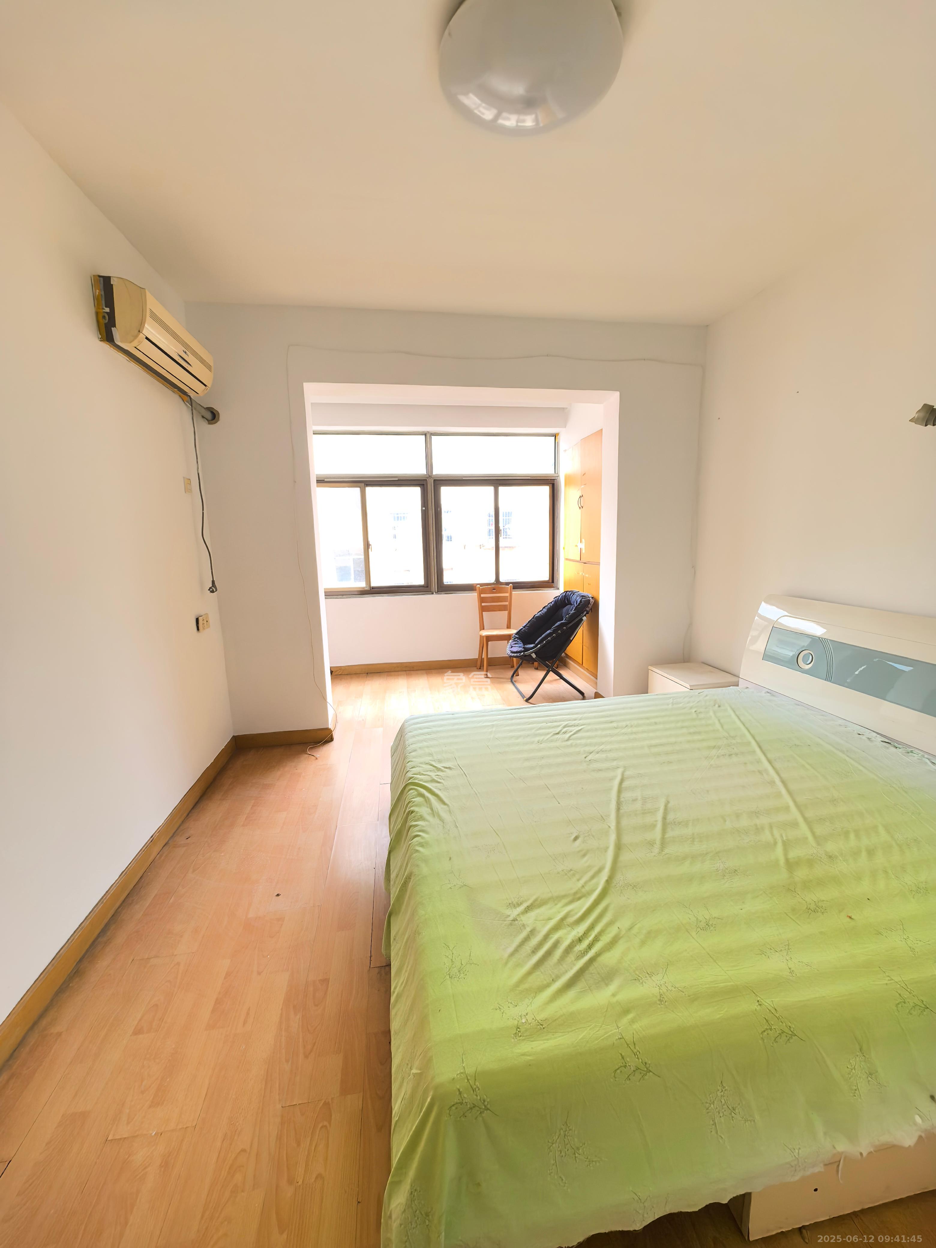 雨花区国税局左家塘宿舍 3室1厅1卫 2000.0元/月 雨花区国税局左家塘宿舍 3室1厅1卫 2000.0元/月室内图