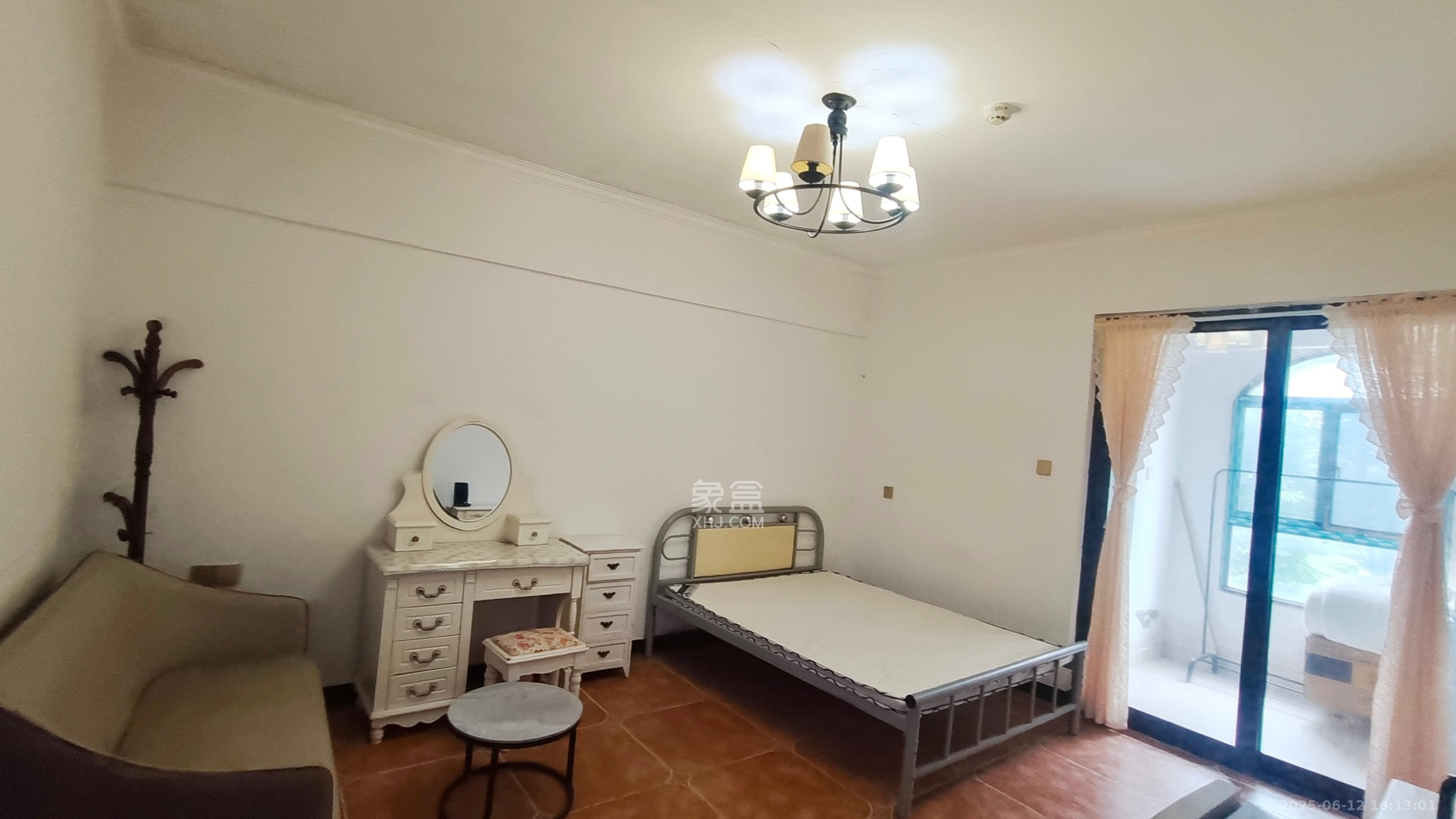 中信凯旋蓝岸(中信新城三期) 1室1厅1卫 1000.0元/月 中信凯旋蓝岸(中信新城三期) 1室1厅1卫 1000.0元/月室内图