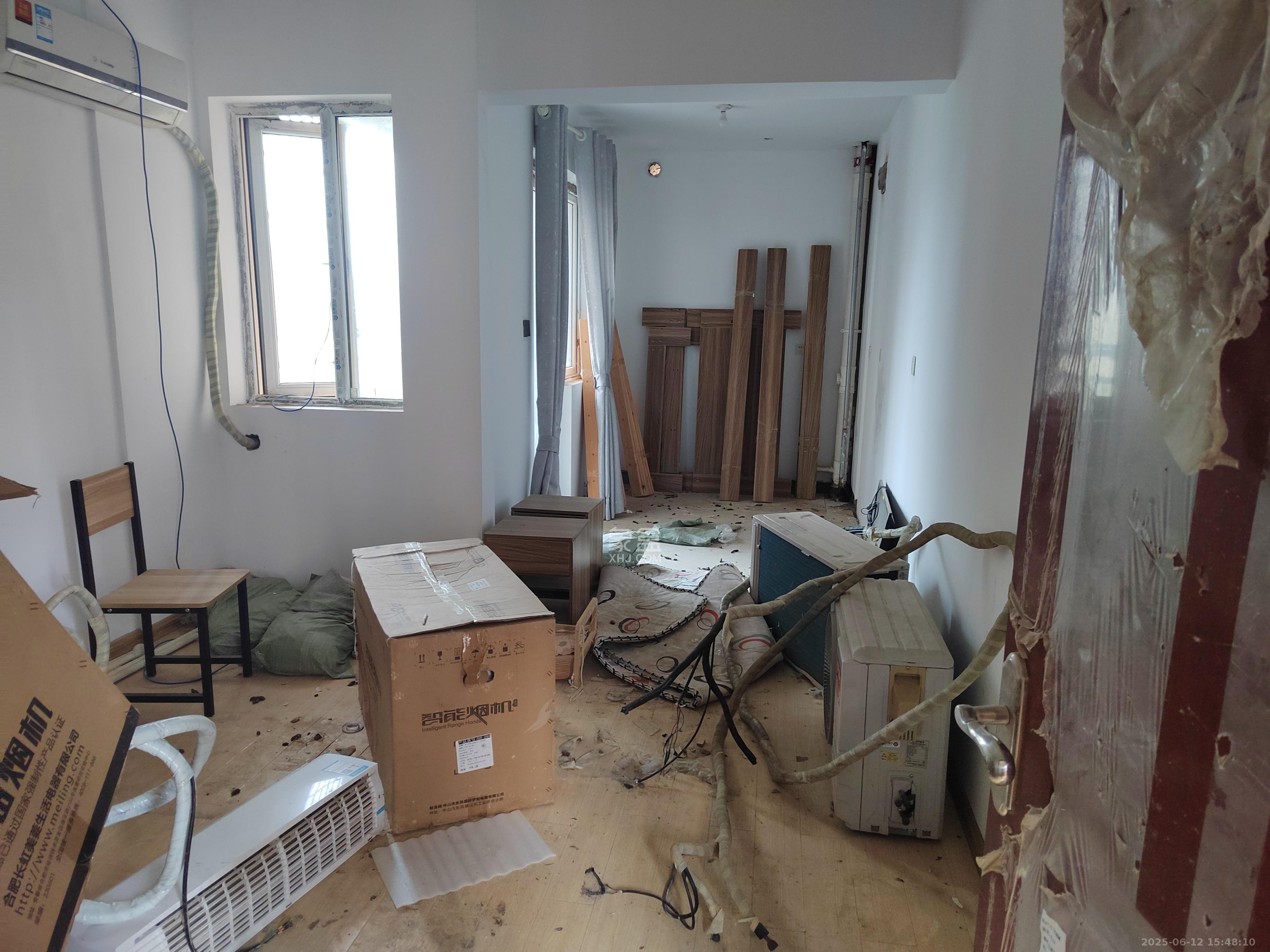 朝正美苑  4室2厅1卫    4000.0元/月室内图