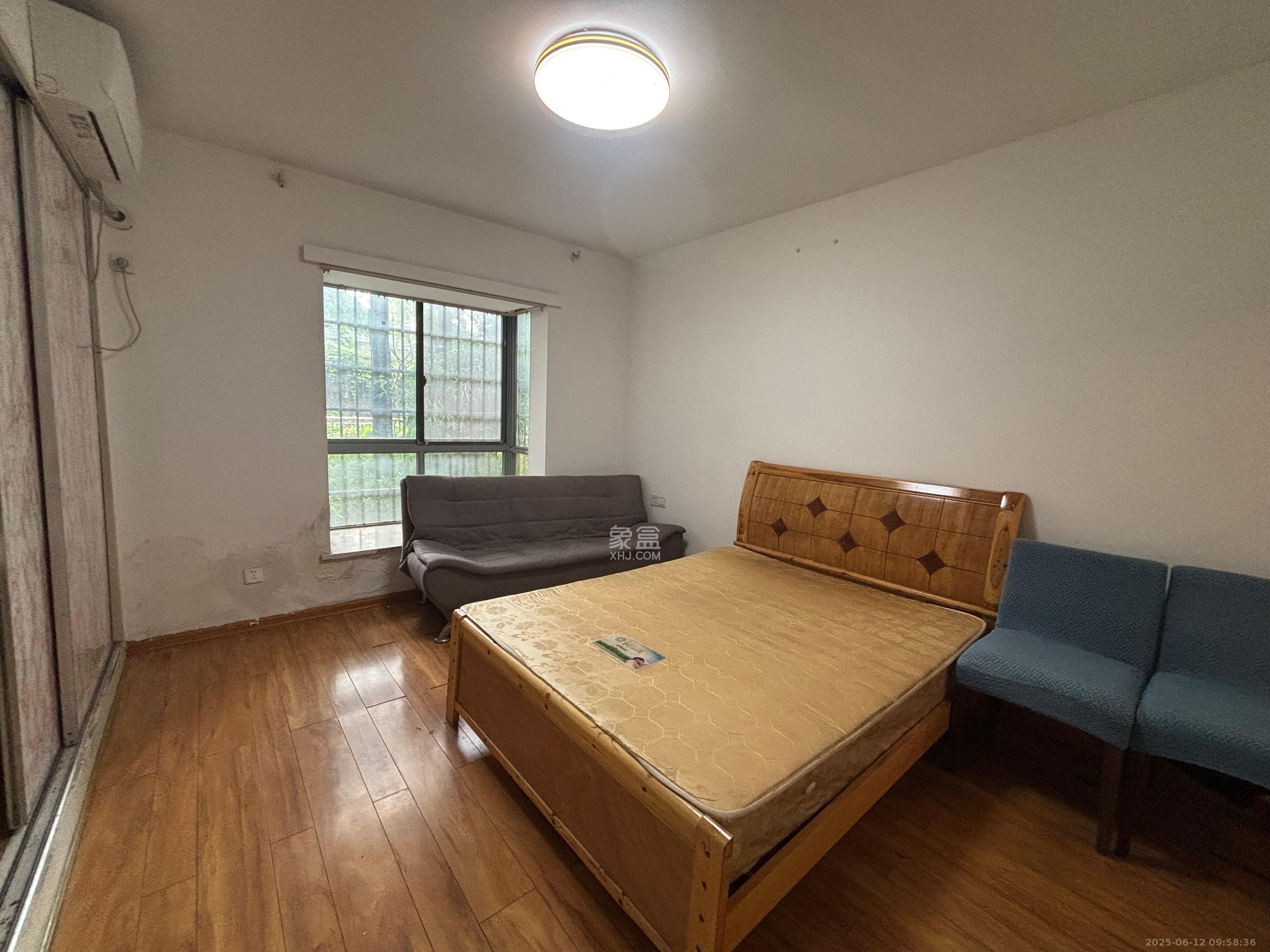 星雨心苑 3室2厅1卫 2400.0元/月 星雨心苑 3室2厅1卫 2400.0元/月室内图