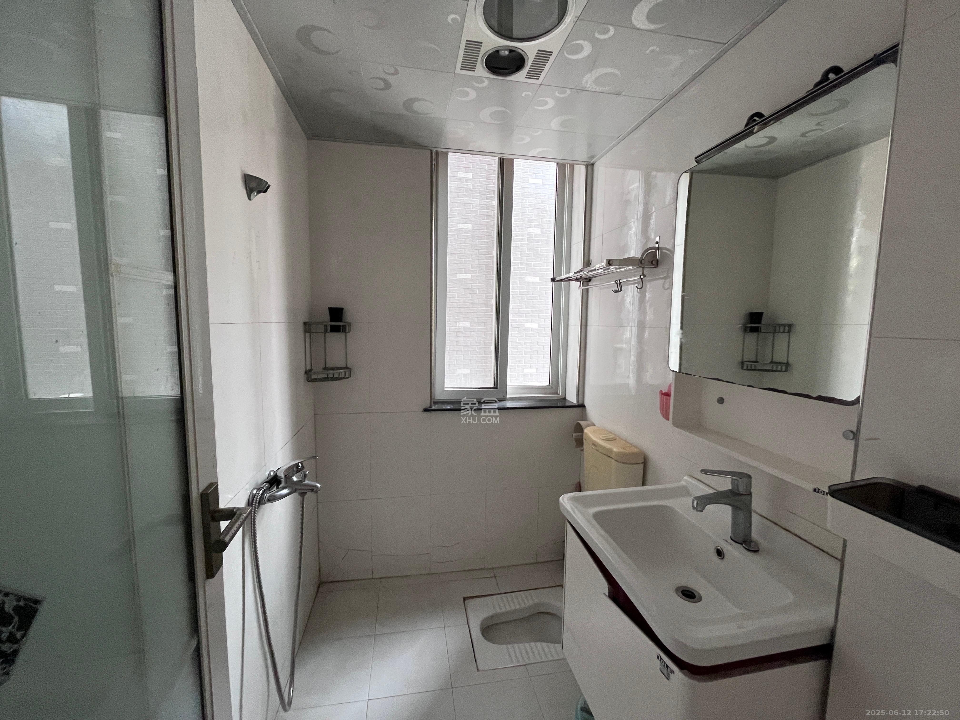 陶然居 4室2厅2卫 2400.0元/月 陶然居 4室2厅2卫 2400.0元/月室内图