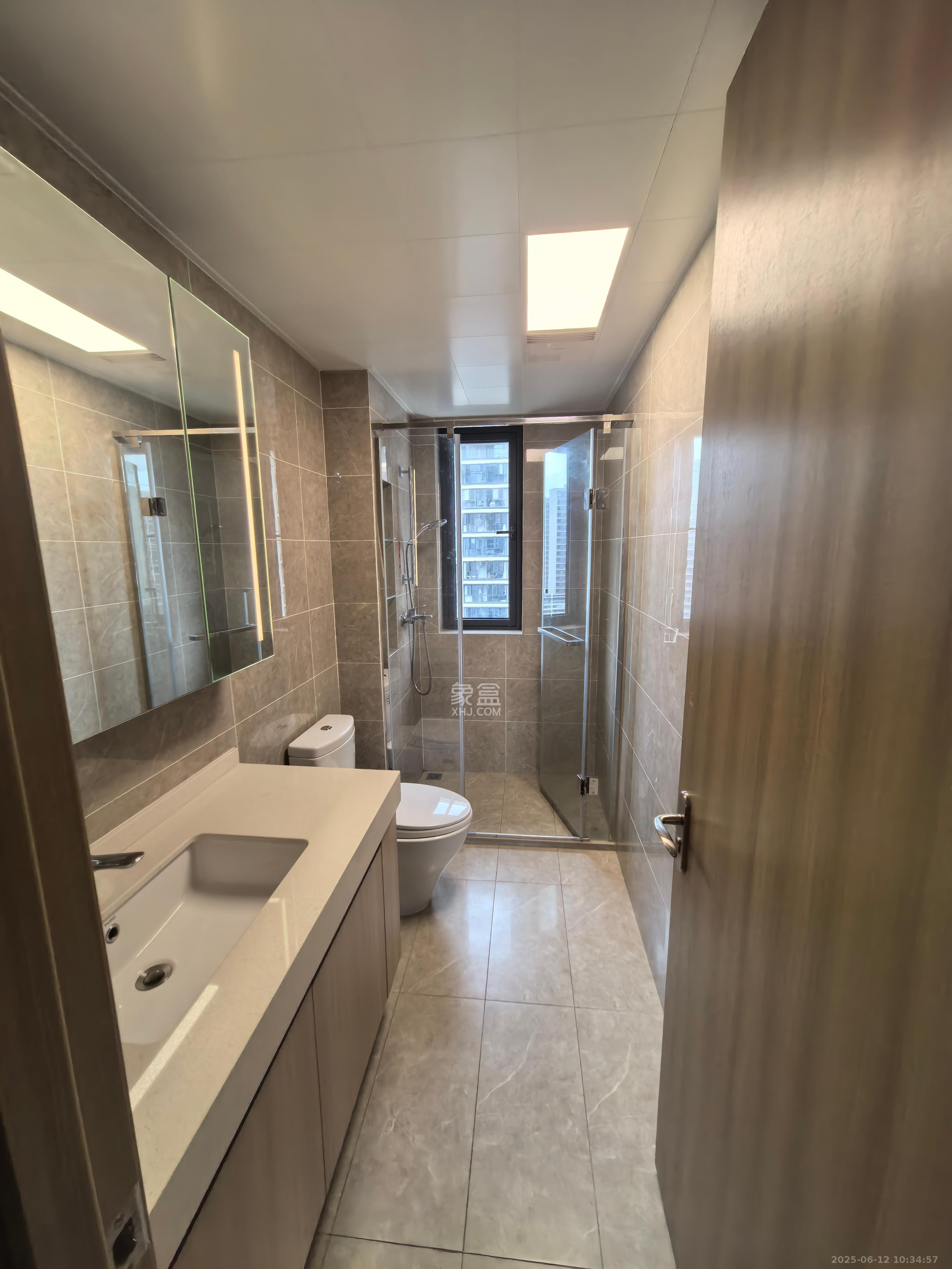 华润凯旋门一期 3室2厅2卫 3400.0元/月 华润凯旋门一期 3室2厅2卫 3400.0元/月室内图