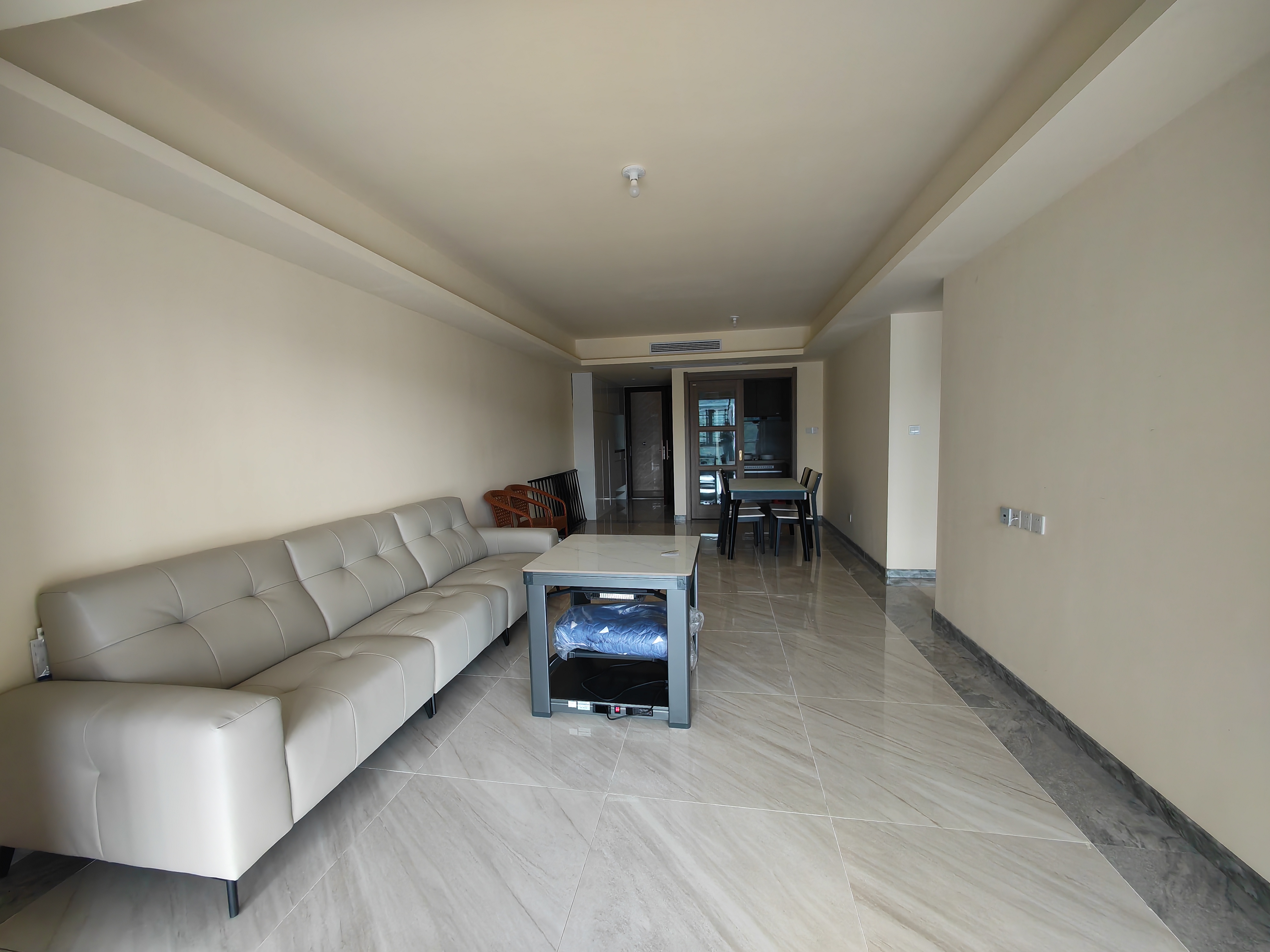 碧桂园翘楚棠 3室2厅2卫 1800.0元/月 碧桂园翘楚棠 3室2厅2卫 1800.0元/月室内图