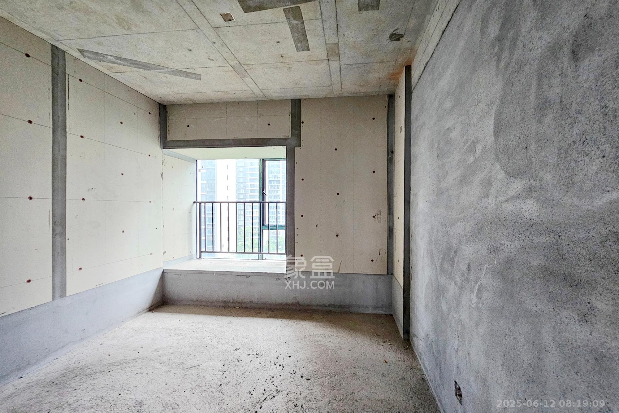 润和星河玥 4室2厅2卫 1400.0元/月 润和星河玥 4室2厅2卫 1400.0元/月室内图