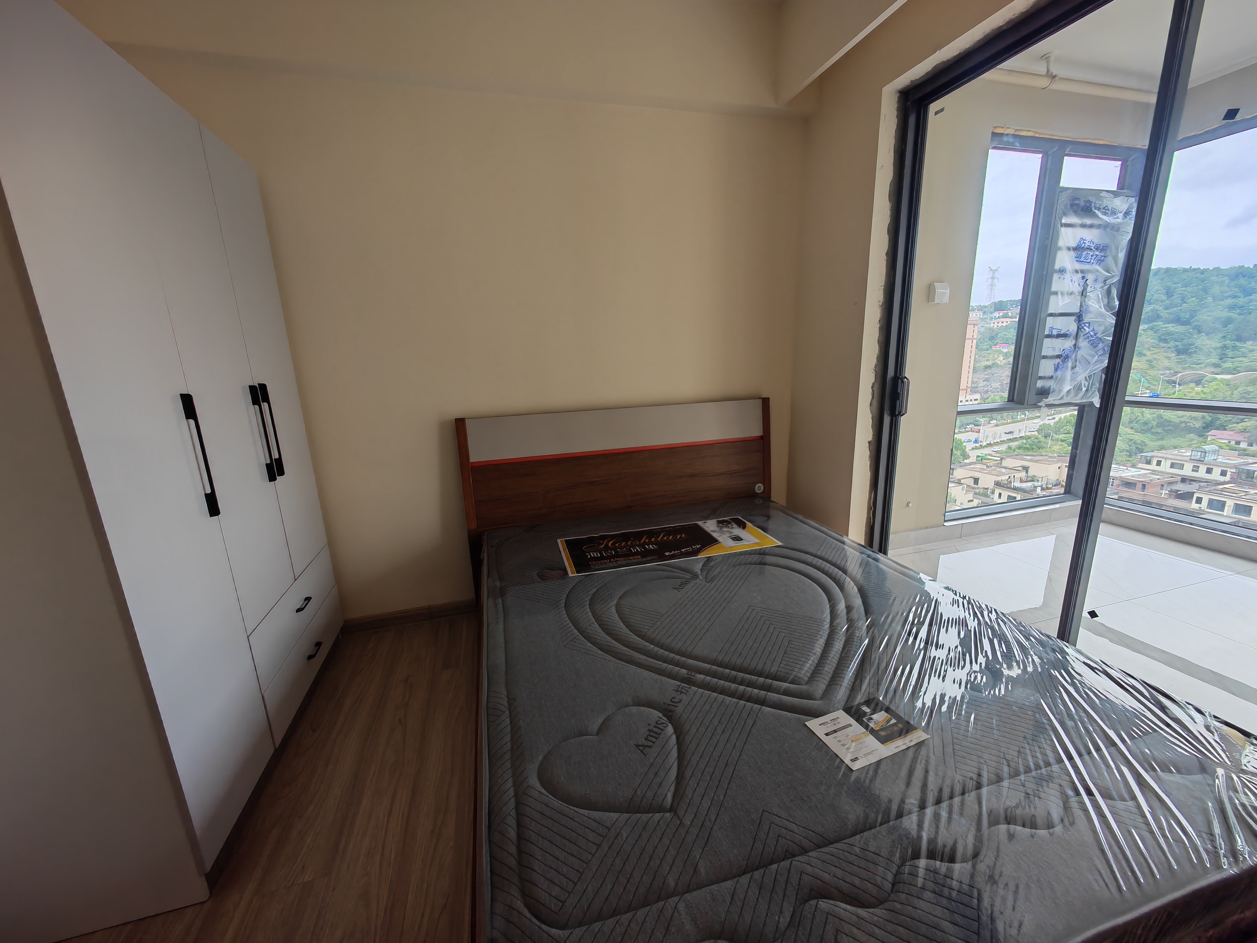 碧桂园翘楚棠 3室2厅2卫 1800.0元/月 碧桂园翘楚棠 3室2厅2卫 1800.0元/月室内图