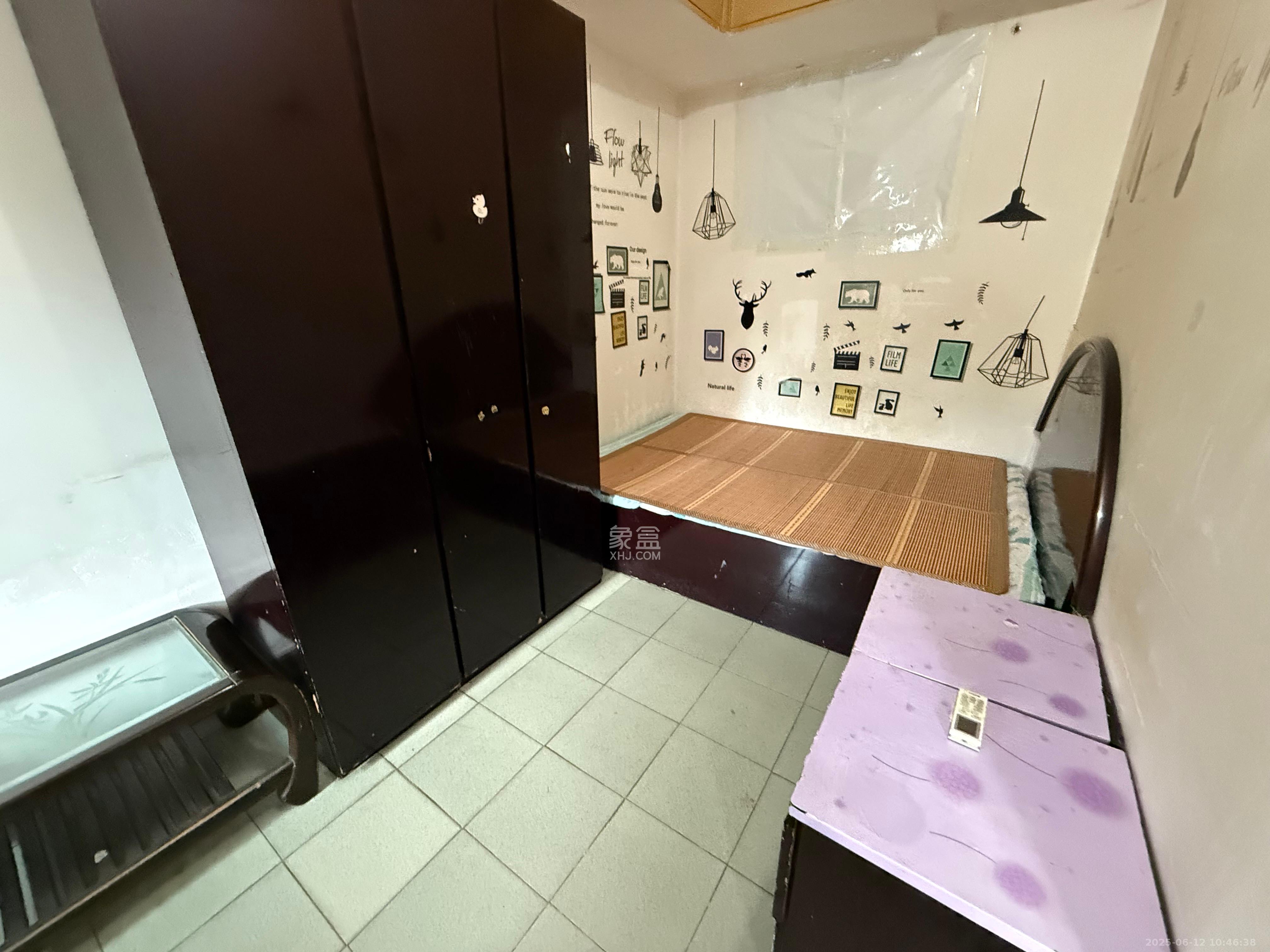 长监宿舍  1室1厅1卫   900.00元/月