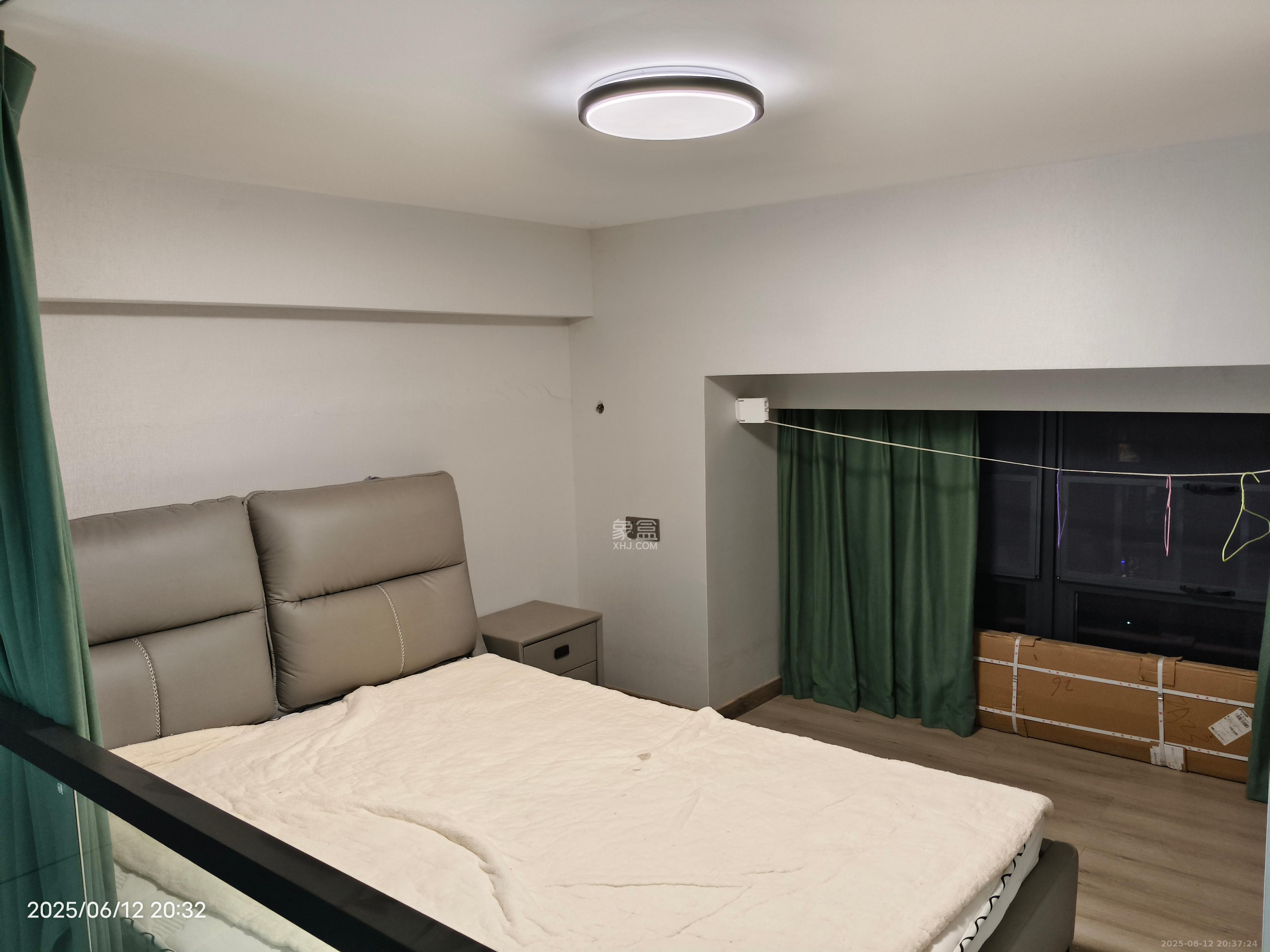 龙湖新壹城  1室0厅0卫    2400.0元/月 龙湖新壹城  1室0厅0卫    2400.0元/月室内图