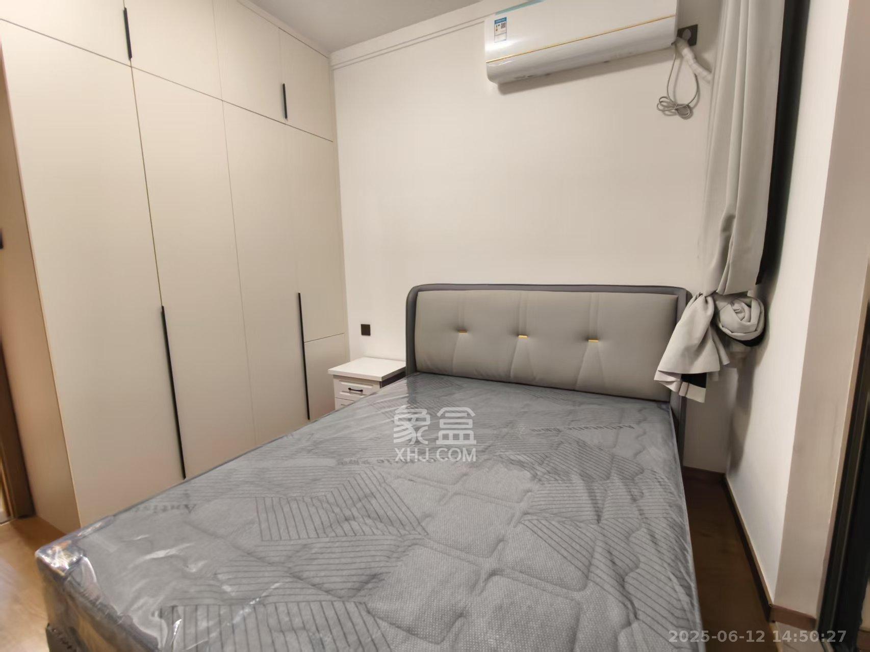 旭辉雨花郡  1室0厅0卫   3900.00元/月室内图