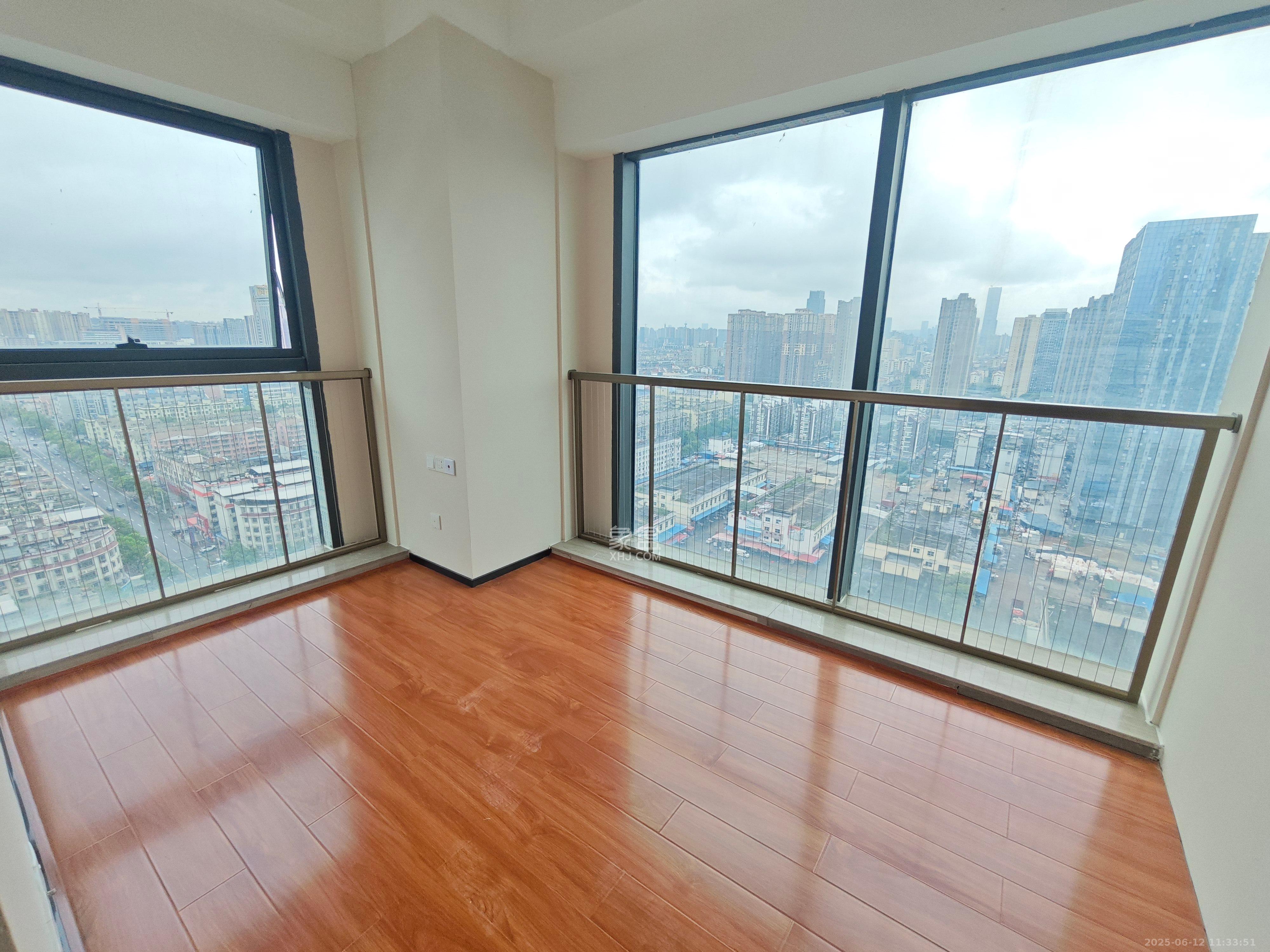 恒大珺悦府   110.0㎡      2950.0元/月