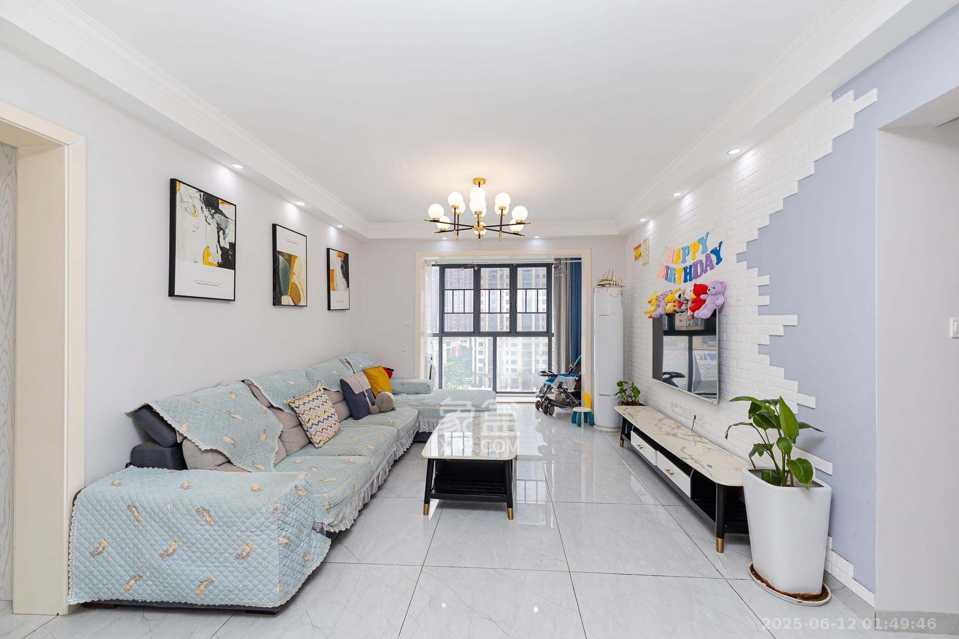 双盈卧龙湾  2室2厅1卫    58.0万 双盈卧龙湾  2室2厅1卫    58.0万