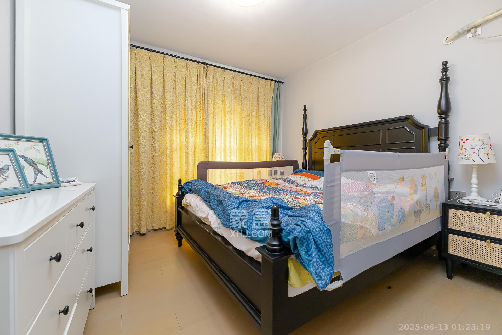 时代倾城四期 2室2厅1卫 85.0万 时代倾城四期 2室2厅1卫 85.0万卧室