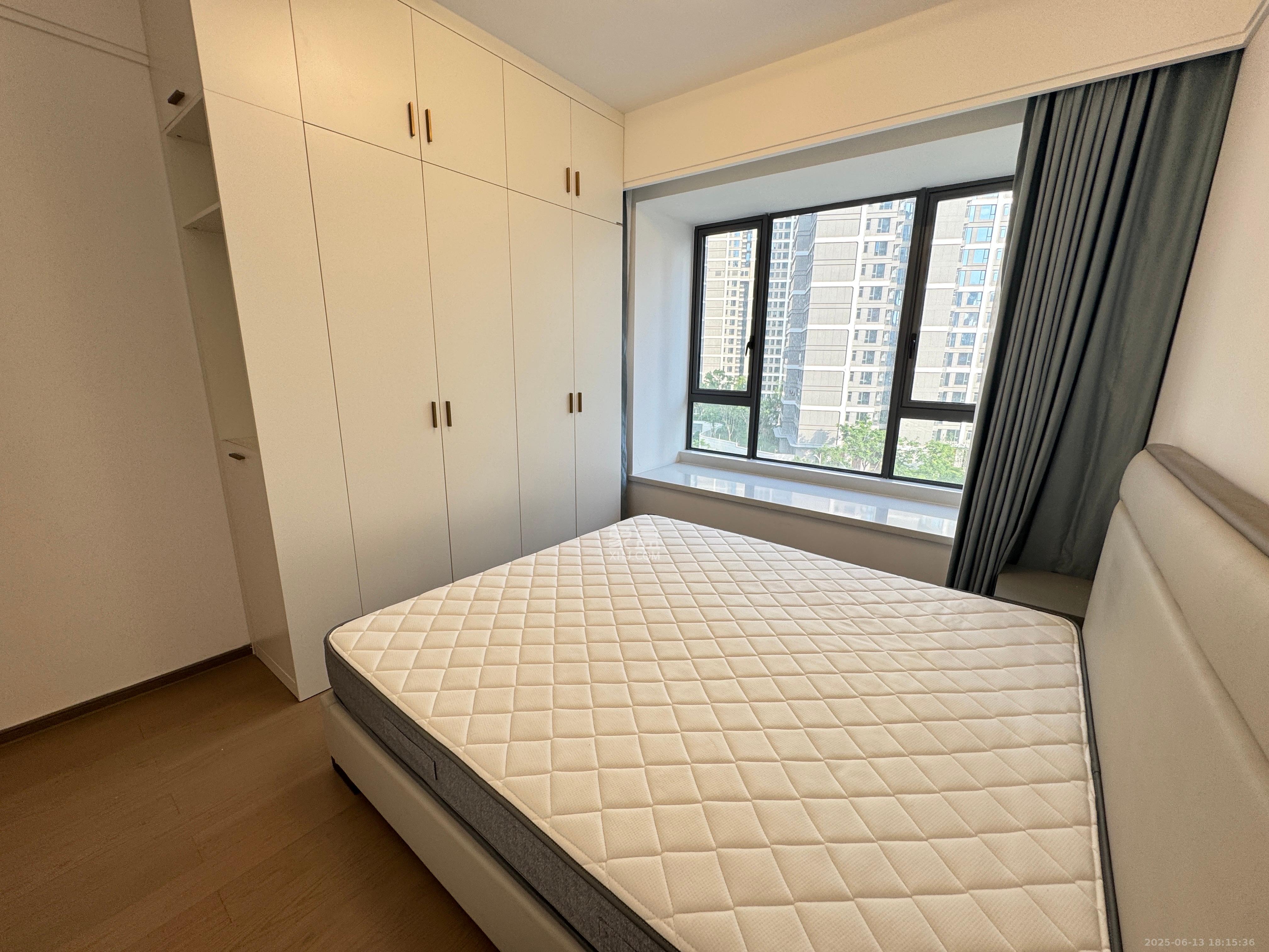 复地滨江金融中心  3室2厅2卫    4500.0元/月 复地滨江金融中心  3室2厅2卫    4500.0元/月室内图