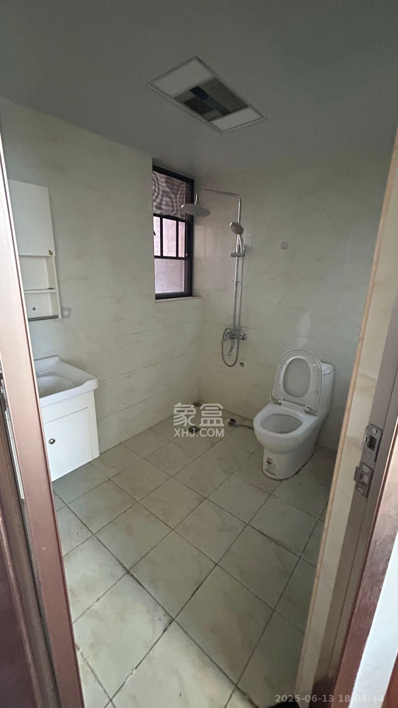 金谷豪庭  1室1厅1卫    1700.0元/月 金谷豪庭  1室1厅1卫    1700.0元/月户型图