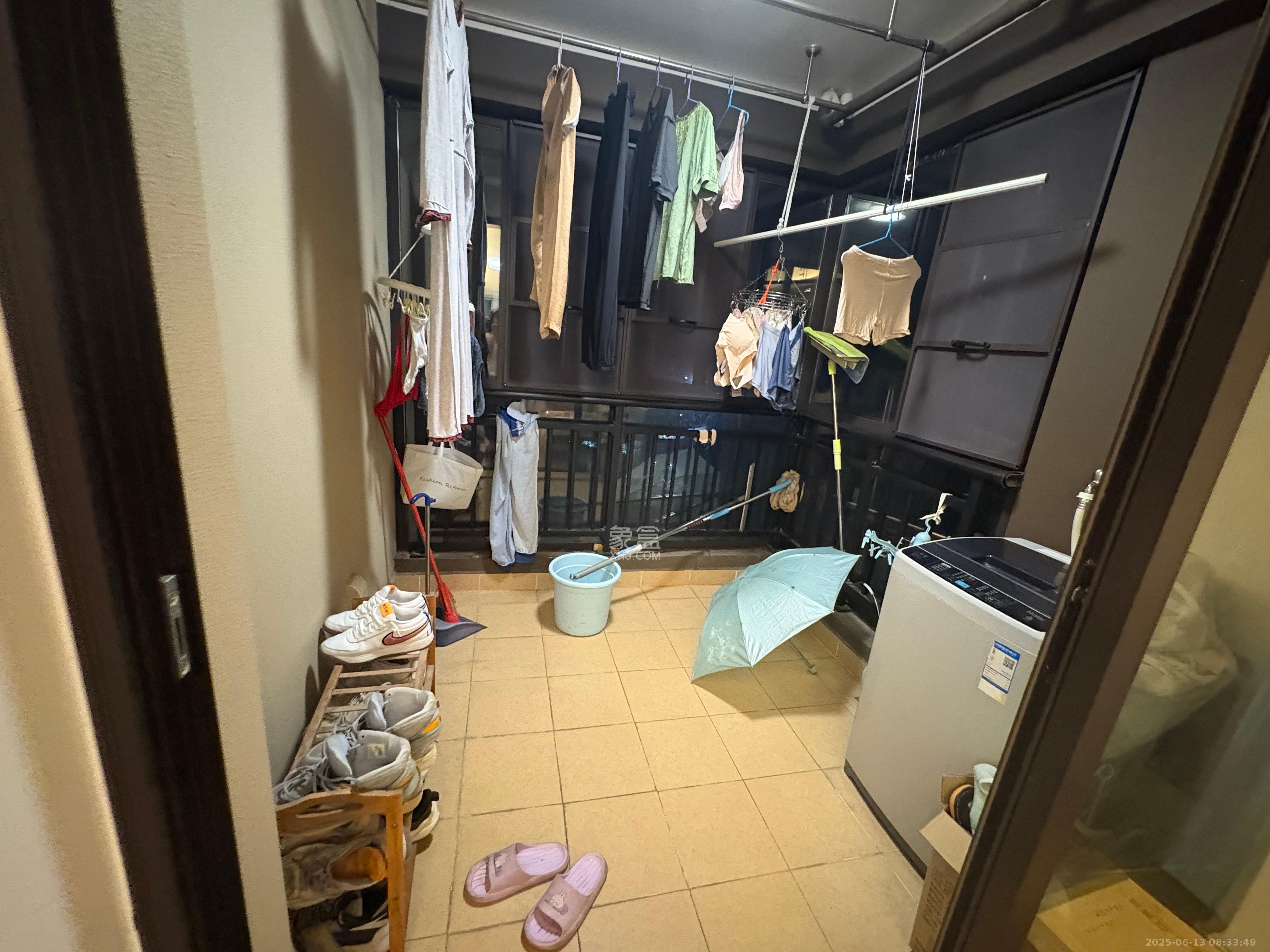 万科里梅溪郡 3室2厅2卫 3300.0元/月 万科里梅溪郡 3室2厅2卫 3300.0元/月室内图